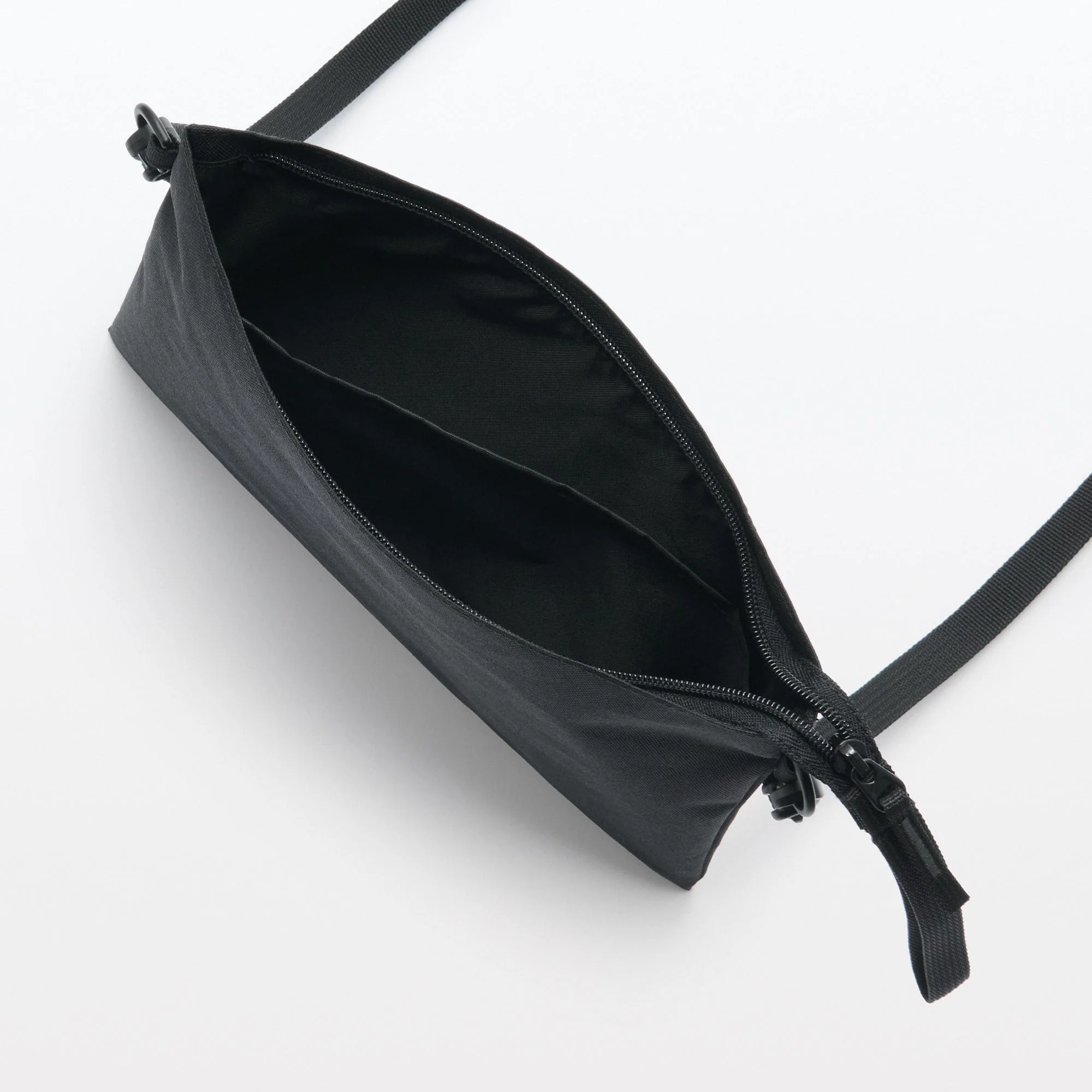 2-Way Water Repellent Sacoche - Image 4