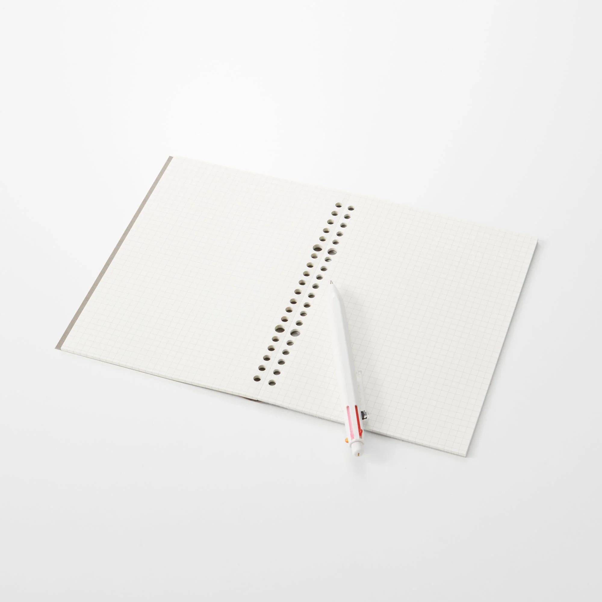 A5 Loose Leaf Paper Notebook Grid 5mm - Image 5
