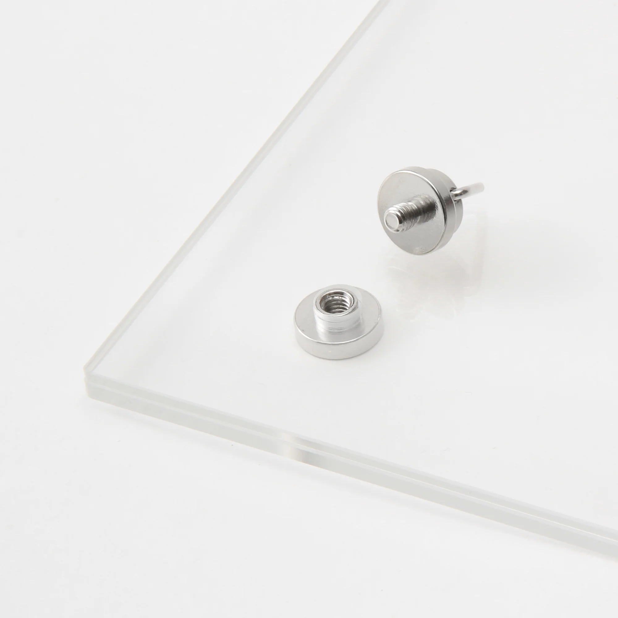 Acrylic Hanging Frame - Image 17