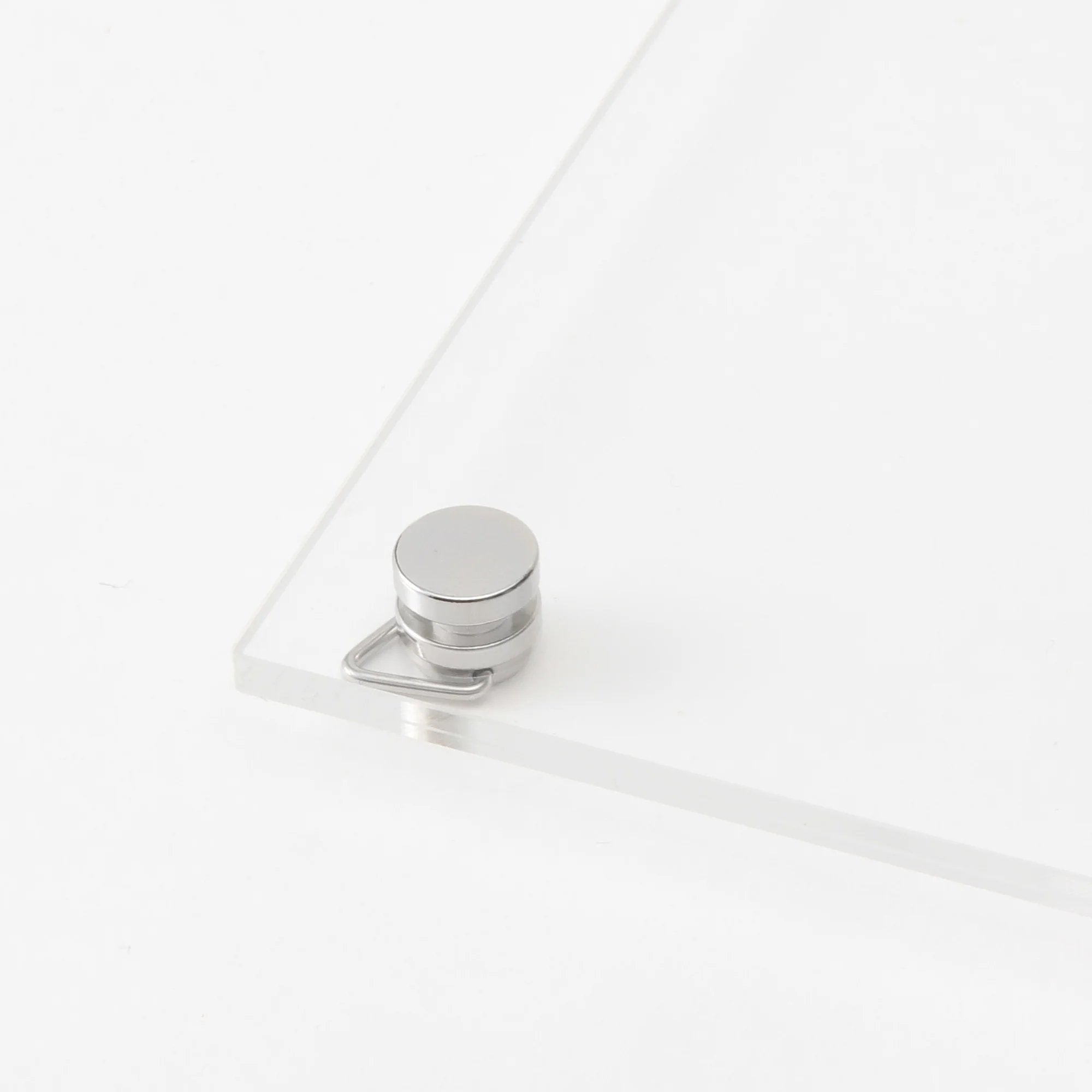Acrylic Hanging Frame - Image 22