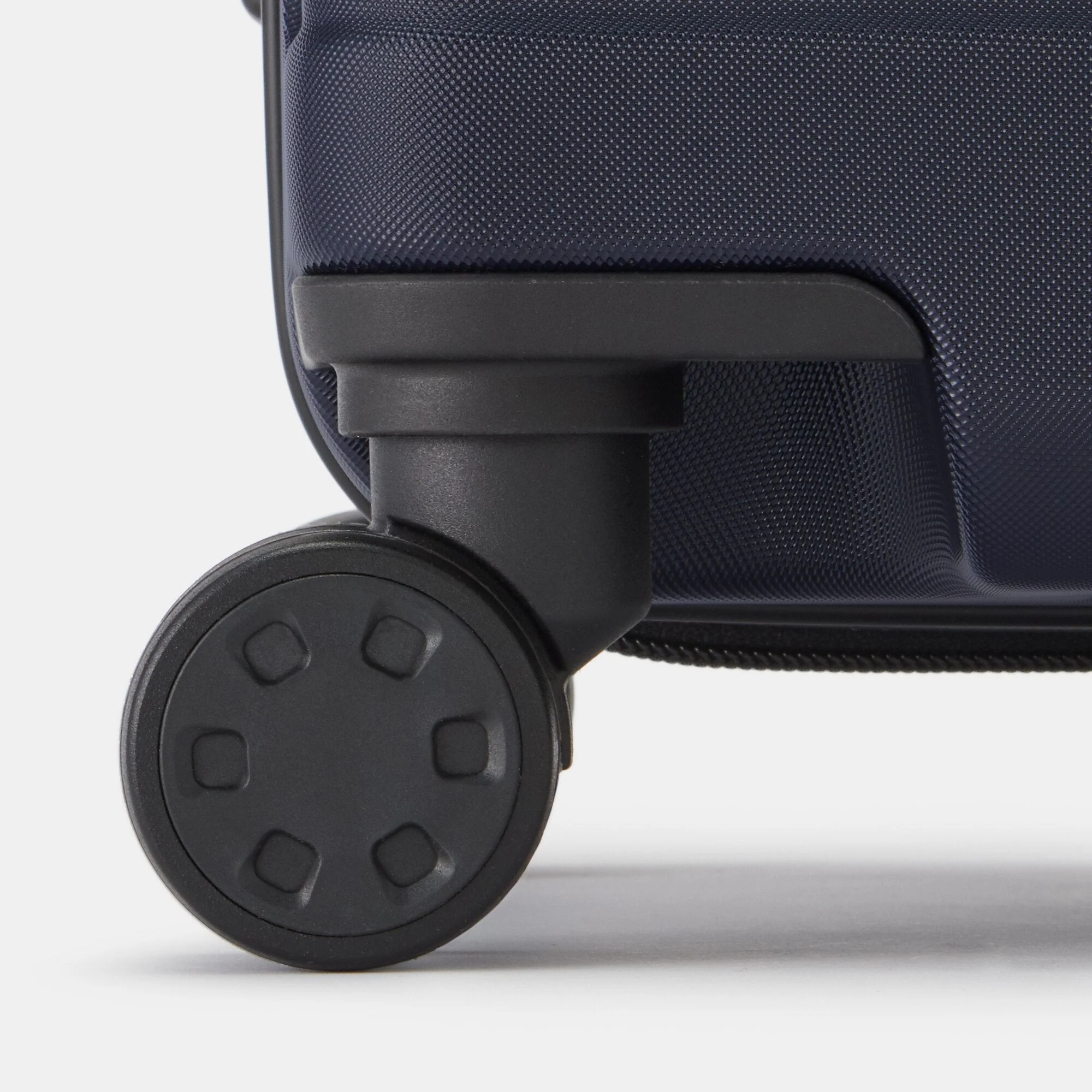 Adjustable Handle Hard Shell Suitcase 63L | Check-In - Image 13