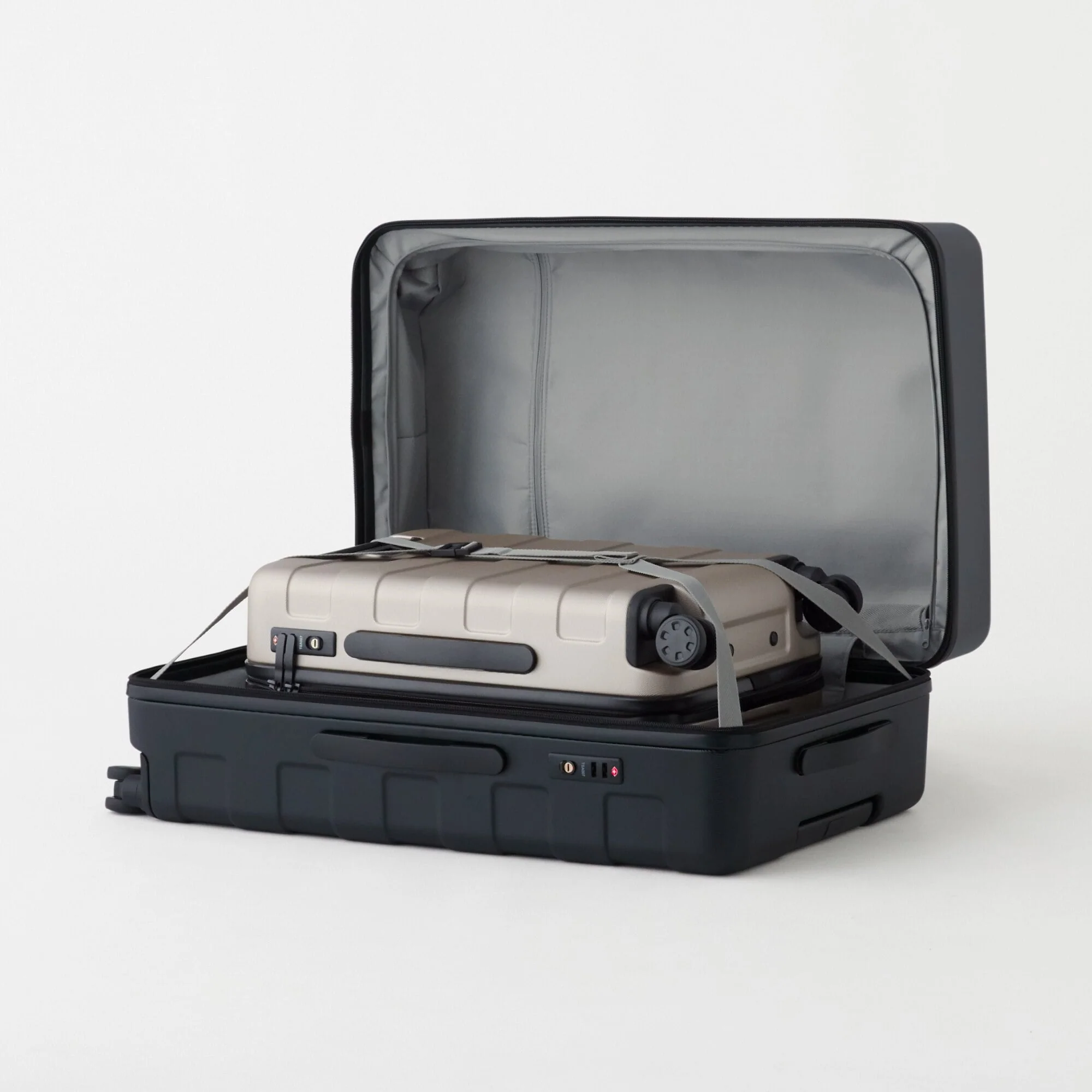 Adjustable Handle Hard Shell Suitcase 63L | Check-In - Image 30