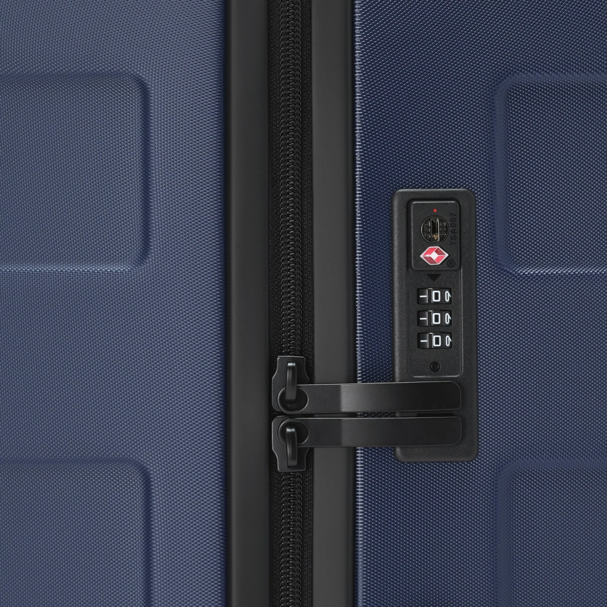 Hard Shell Suitcase 105L | Check-In - Image 12