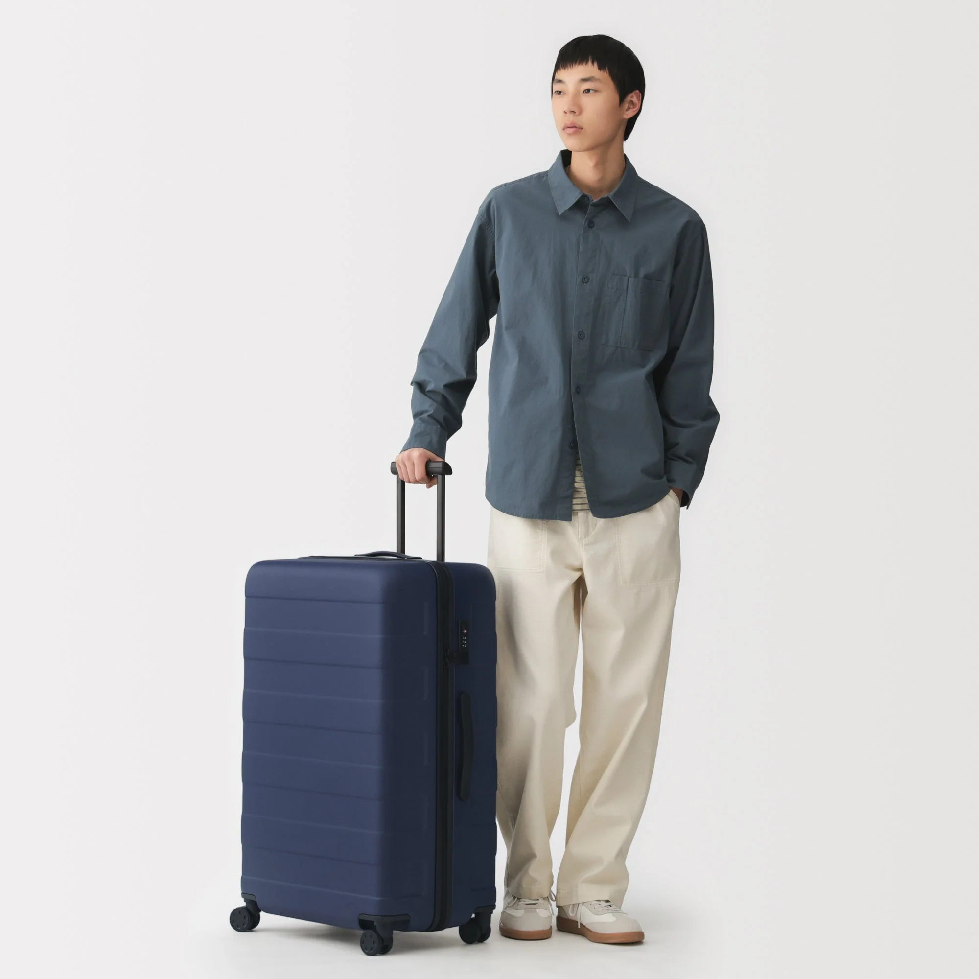 Hard Shell Suitcase 105L | Check-In - Image 3