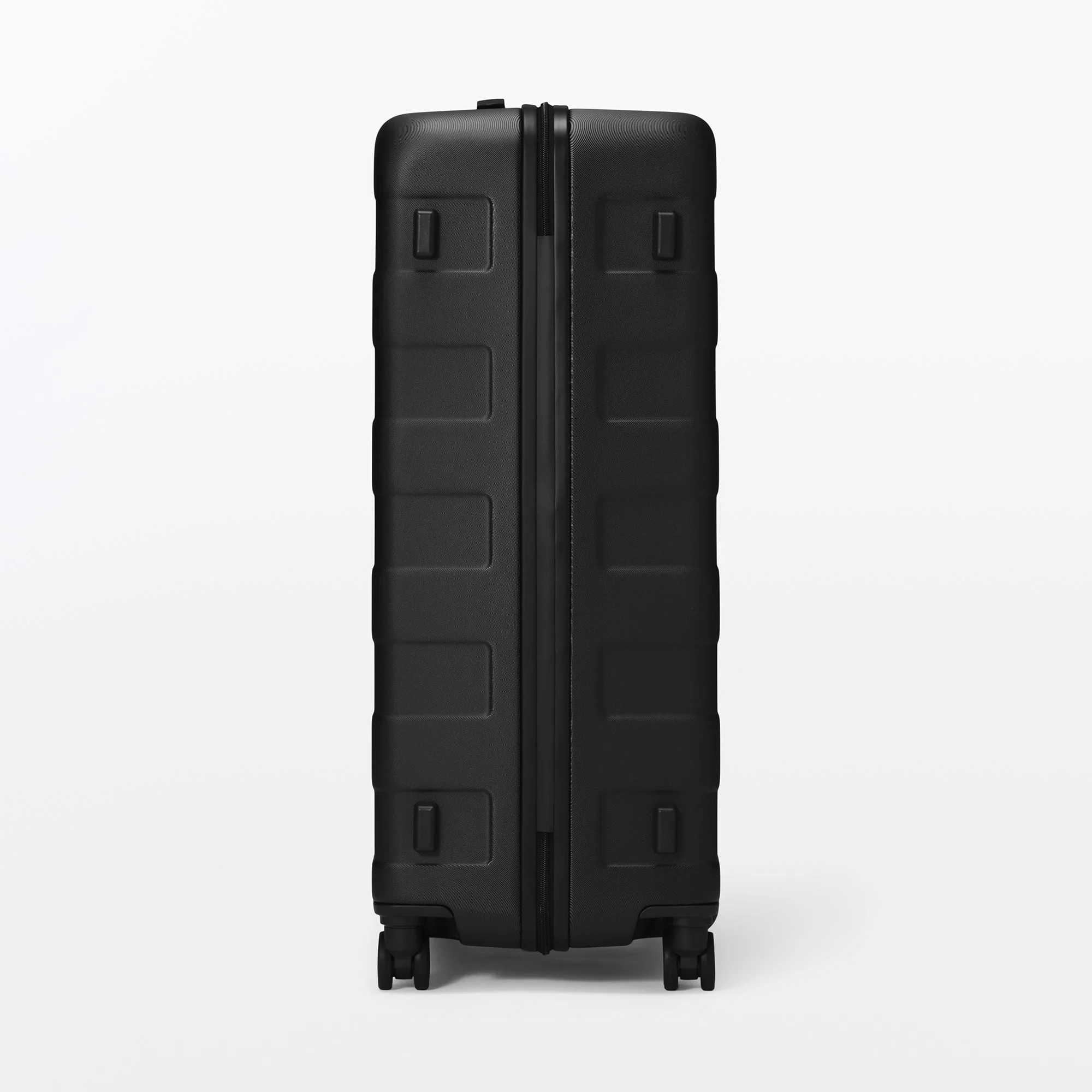 Hard Shell Suitcase 105L | Check-In - Image 33