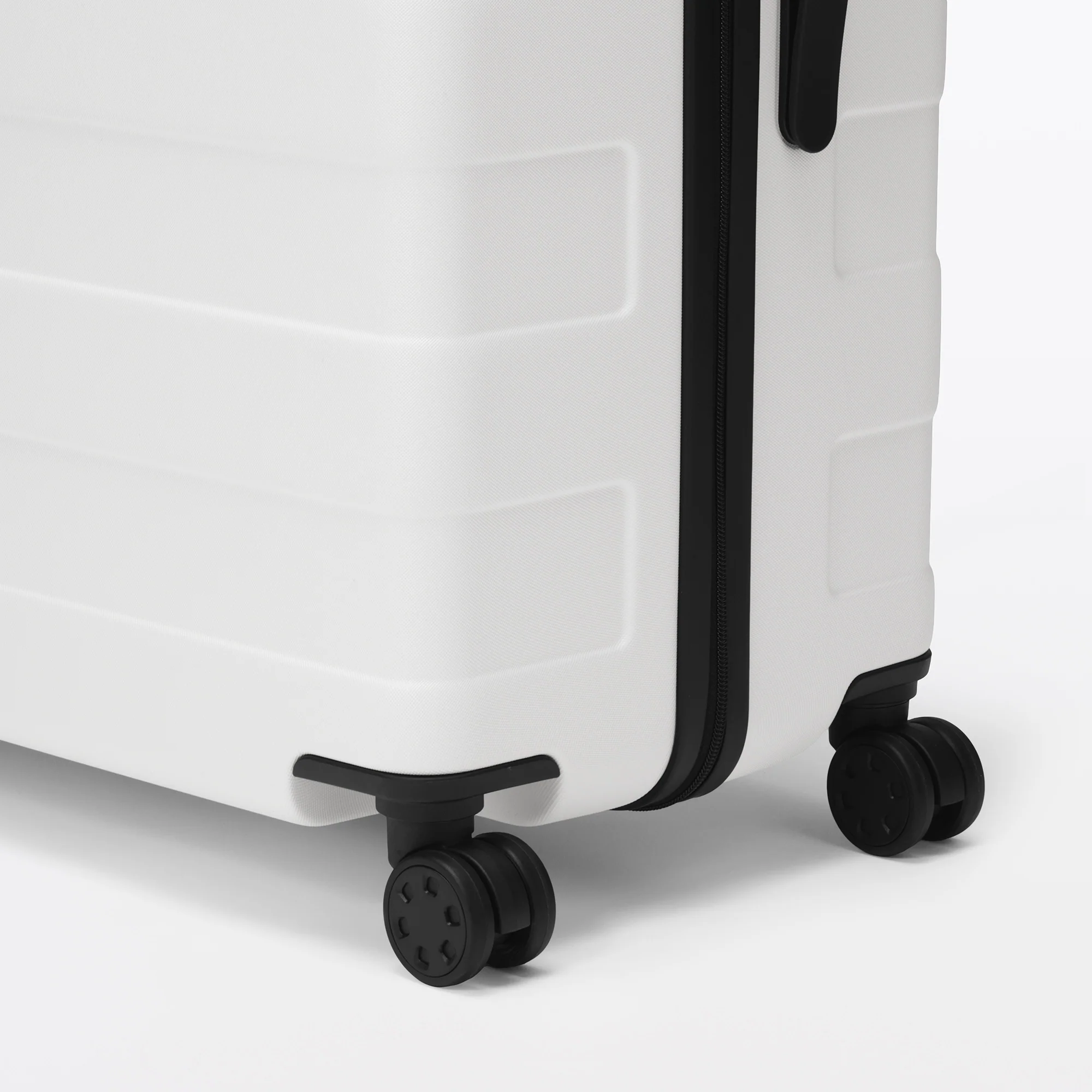 Hard Shell Suitcase 105L | Check-In - Image 64