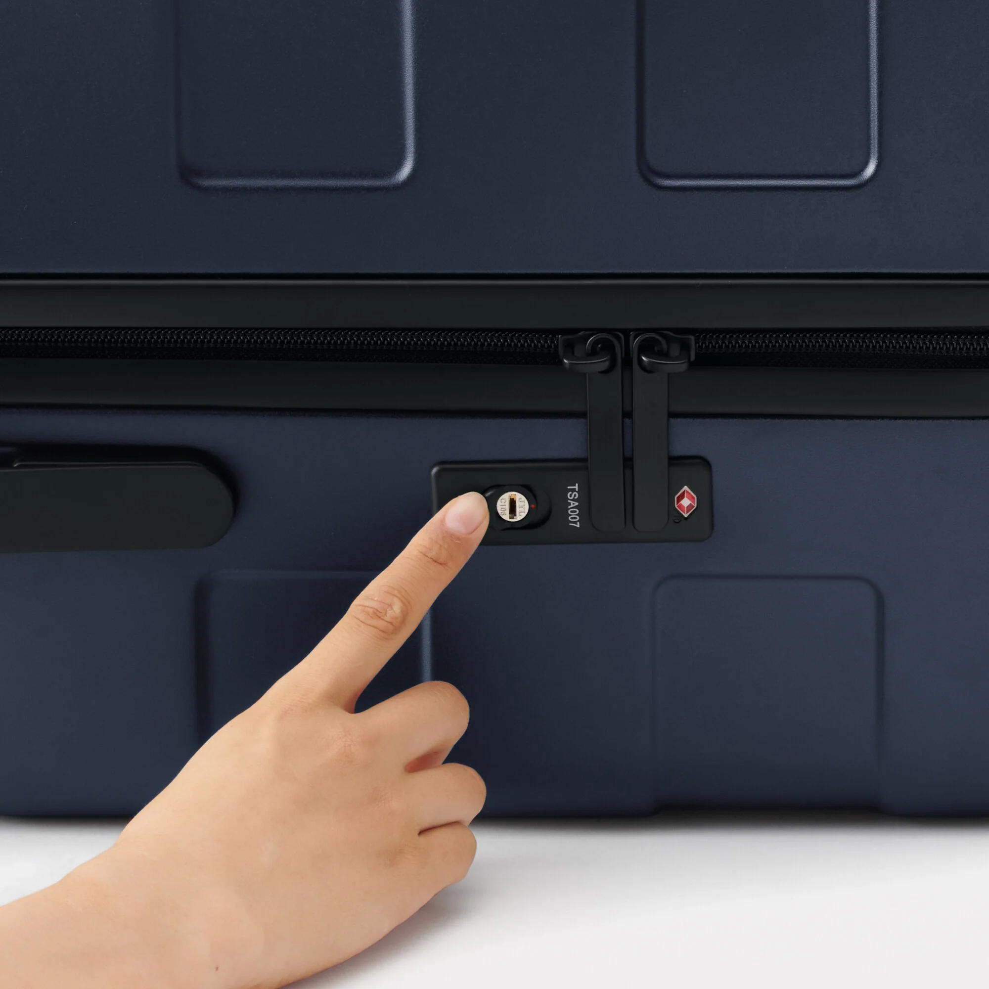 Adjustable Handle Hard Shell Suitcase 105L | Check-In - Image 73