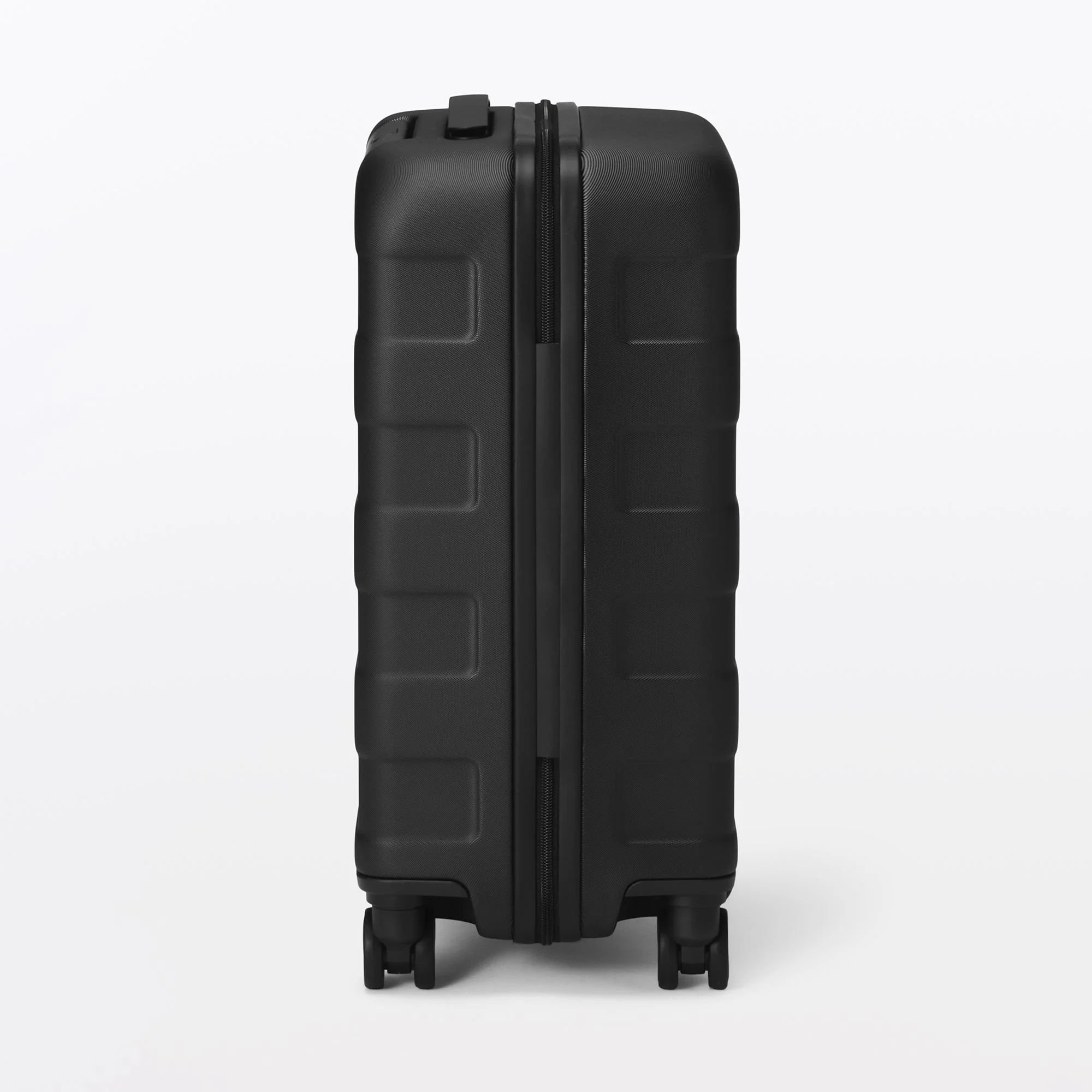 Hard Shell Suitcase 36L | Carry-On - Image 31