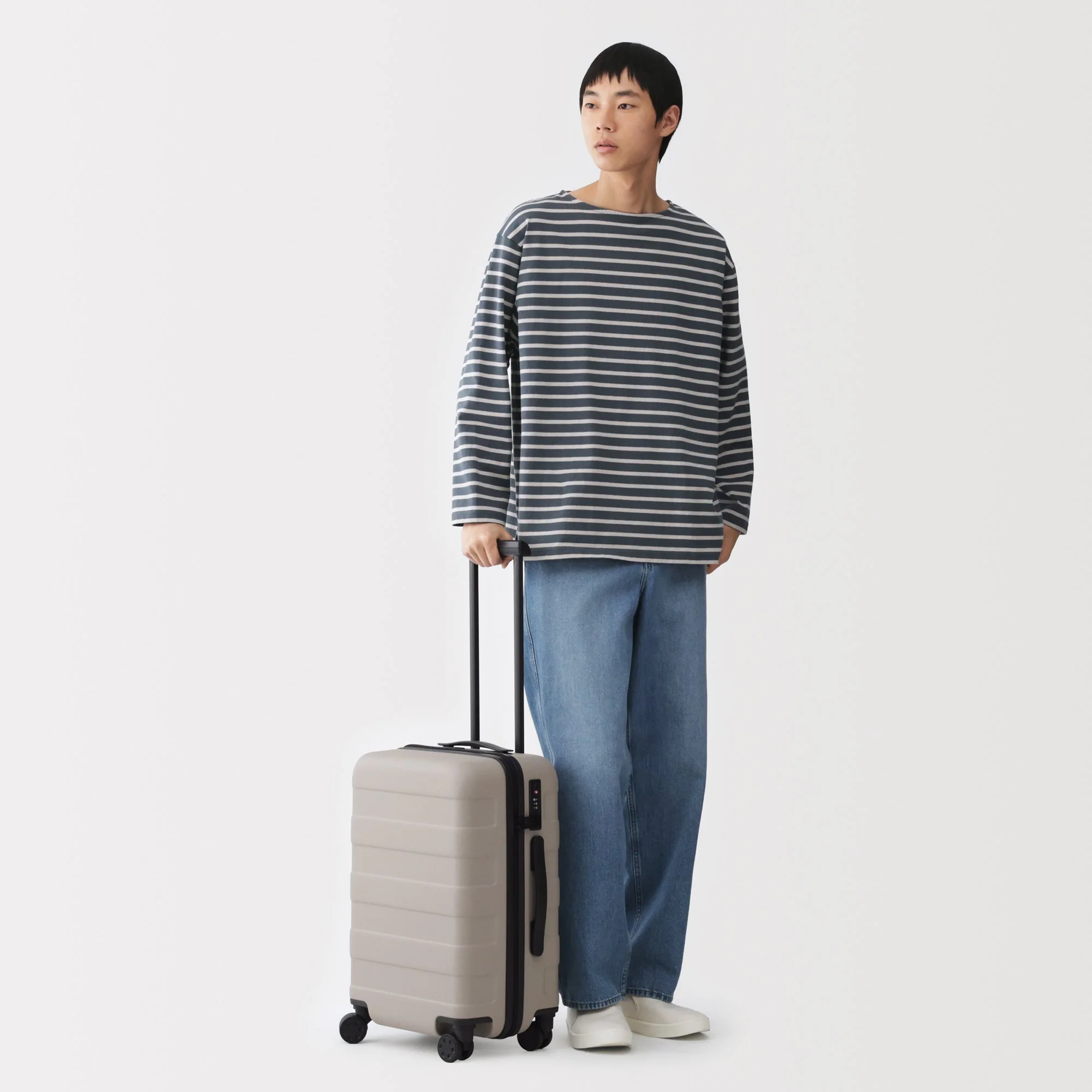 Hard Shell Suitcase 36L | Carry-On - Image 69