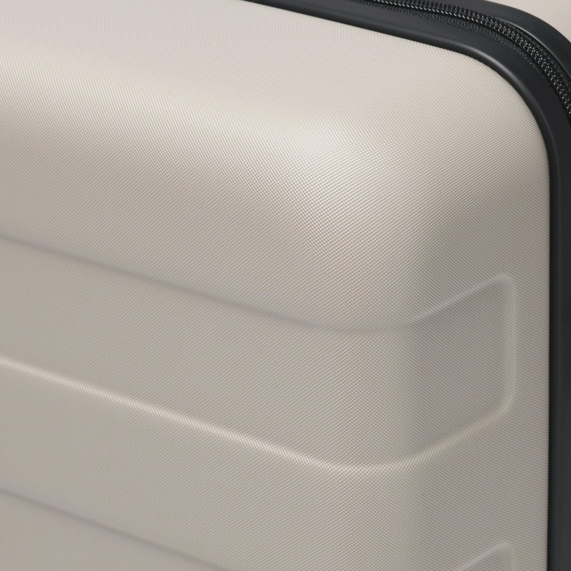 Hard Shell Suitcase 36L | Carry-On - Image 79