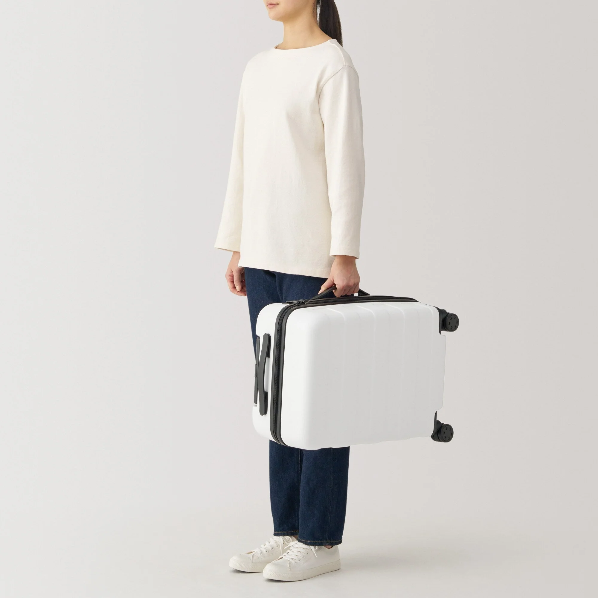Adjustable Handle Hard Shell Suitcase 36L | Carry-On - Image 19