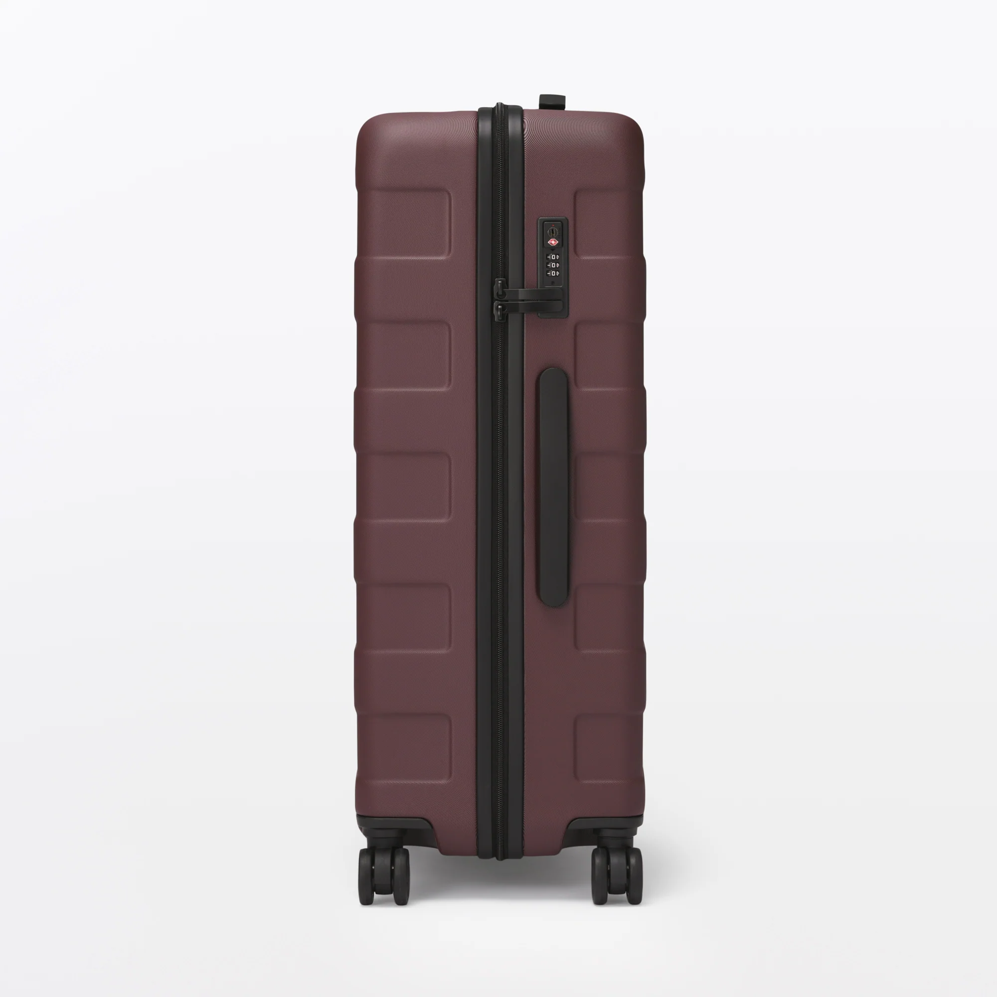 Hard Shell Suitcase 75L | Check-In - Image 101