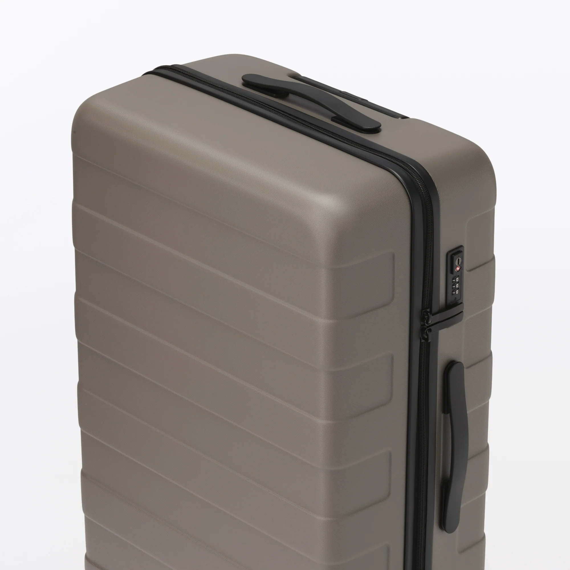 Hard Shell Suitcase 75L | Check-In - Image 119