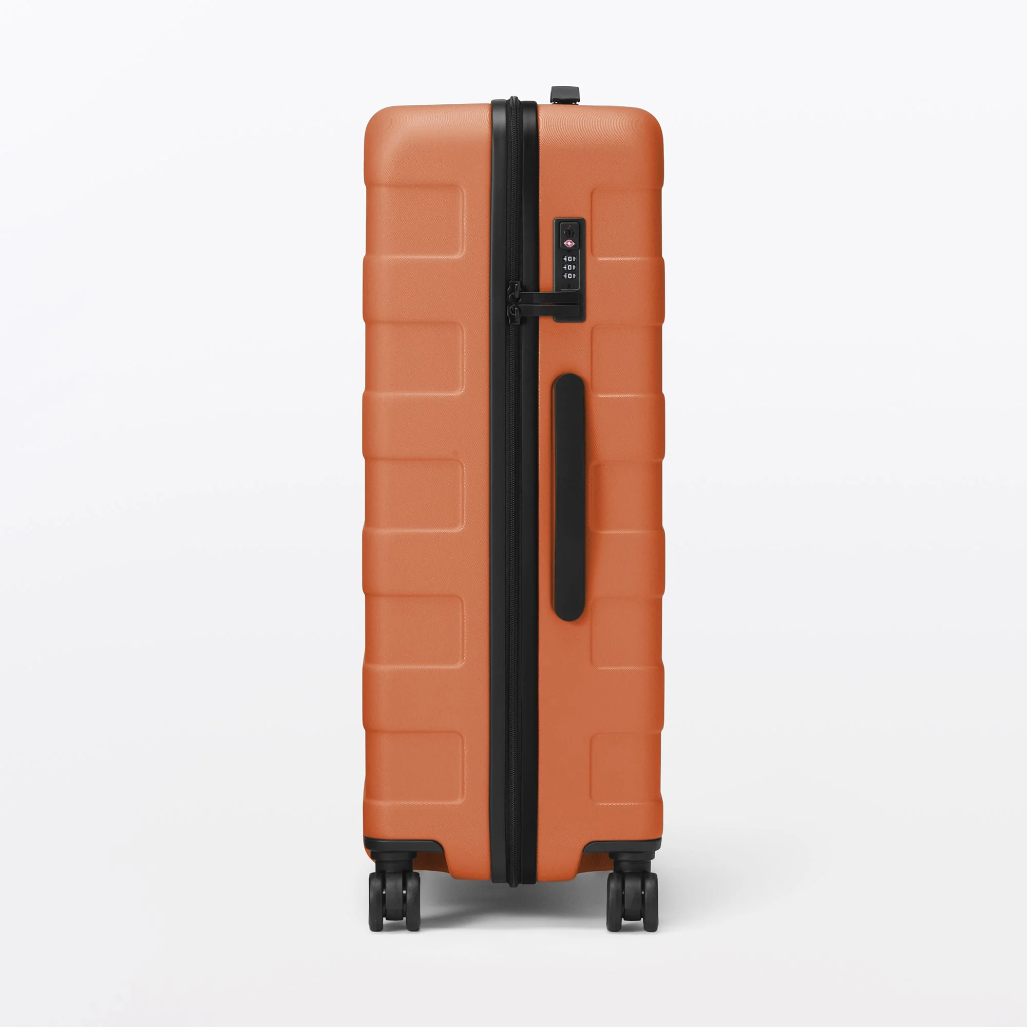 Hard Shell Suitcase 75L | Check-In - Image 30