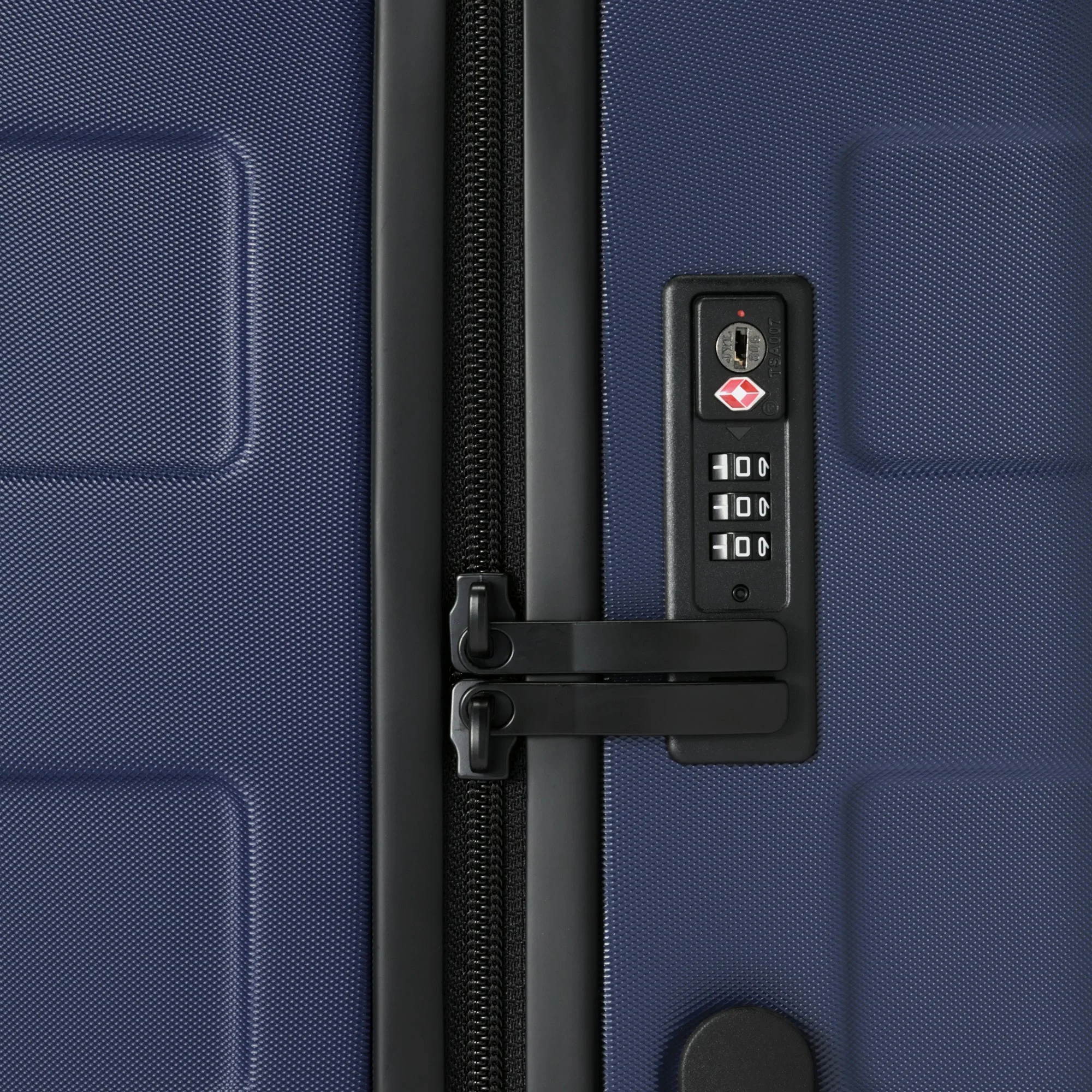 Hard Shell Suitcase 75L | Check-In - Image 66