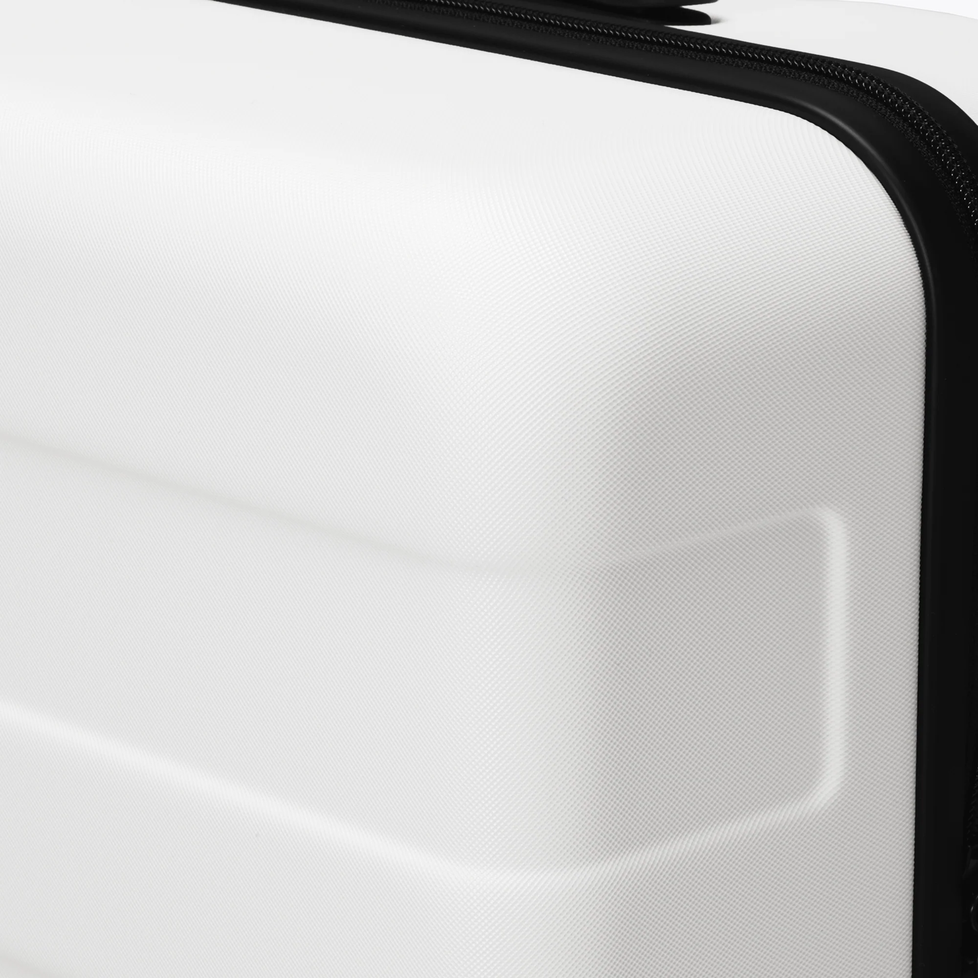 Hard Shell Suitcase 75L | Check-In - Image 96