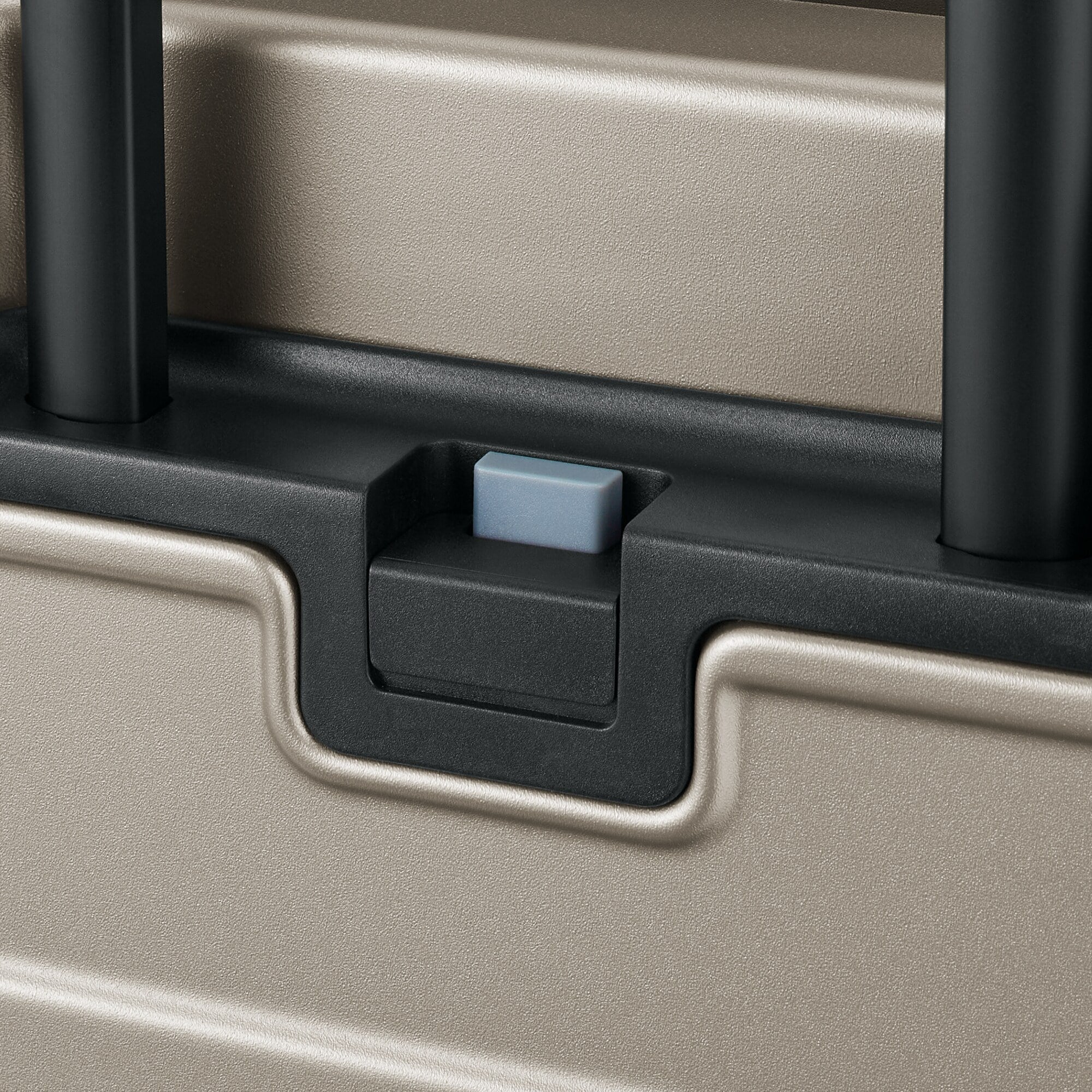 Adjustable Handle Hard Shell Suitcase 75L | Check-In - Image 51