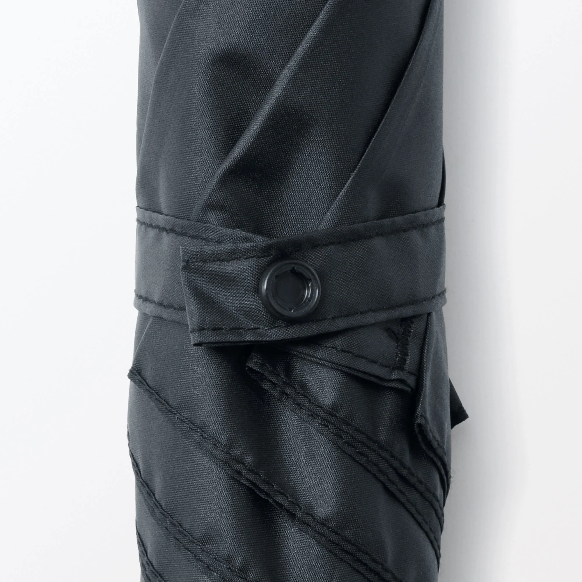 All-Weather 2-Way Foldable Umbrella - Image 15