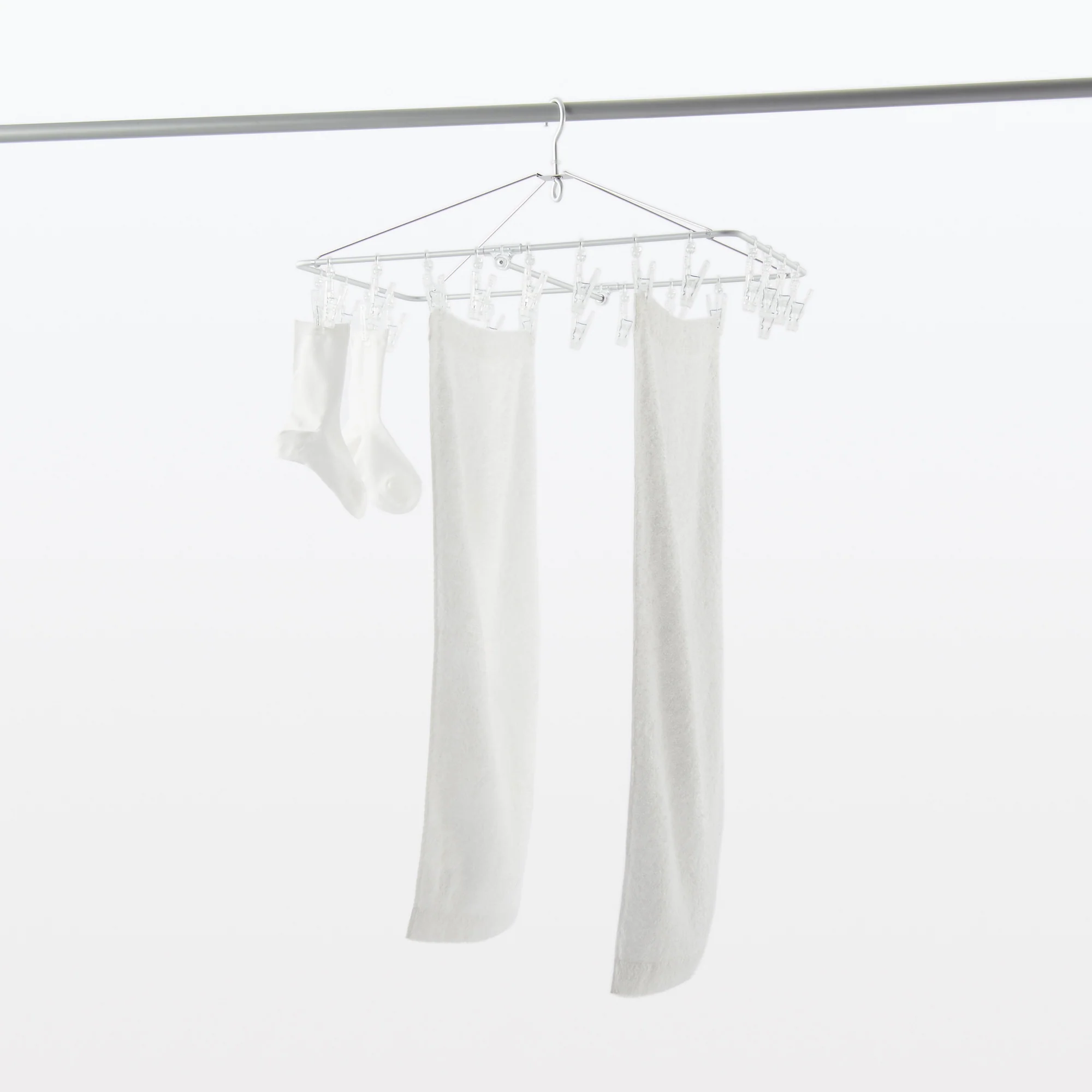 Aluminum Hanger with Pegs - Image 16