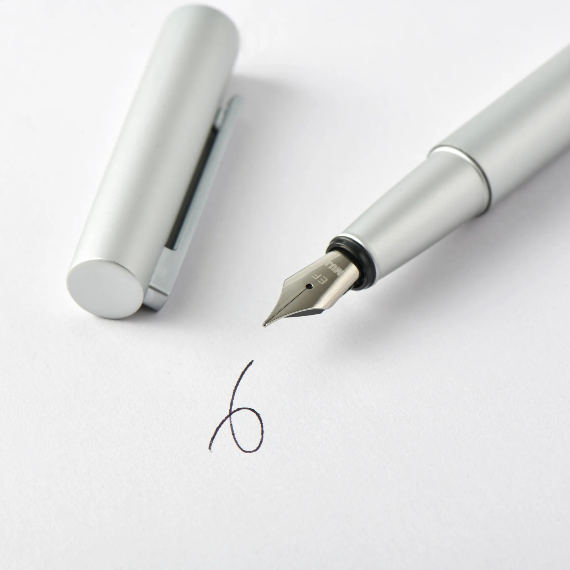 Aluminum Fountain Pen Set - Image 6
