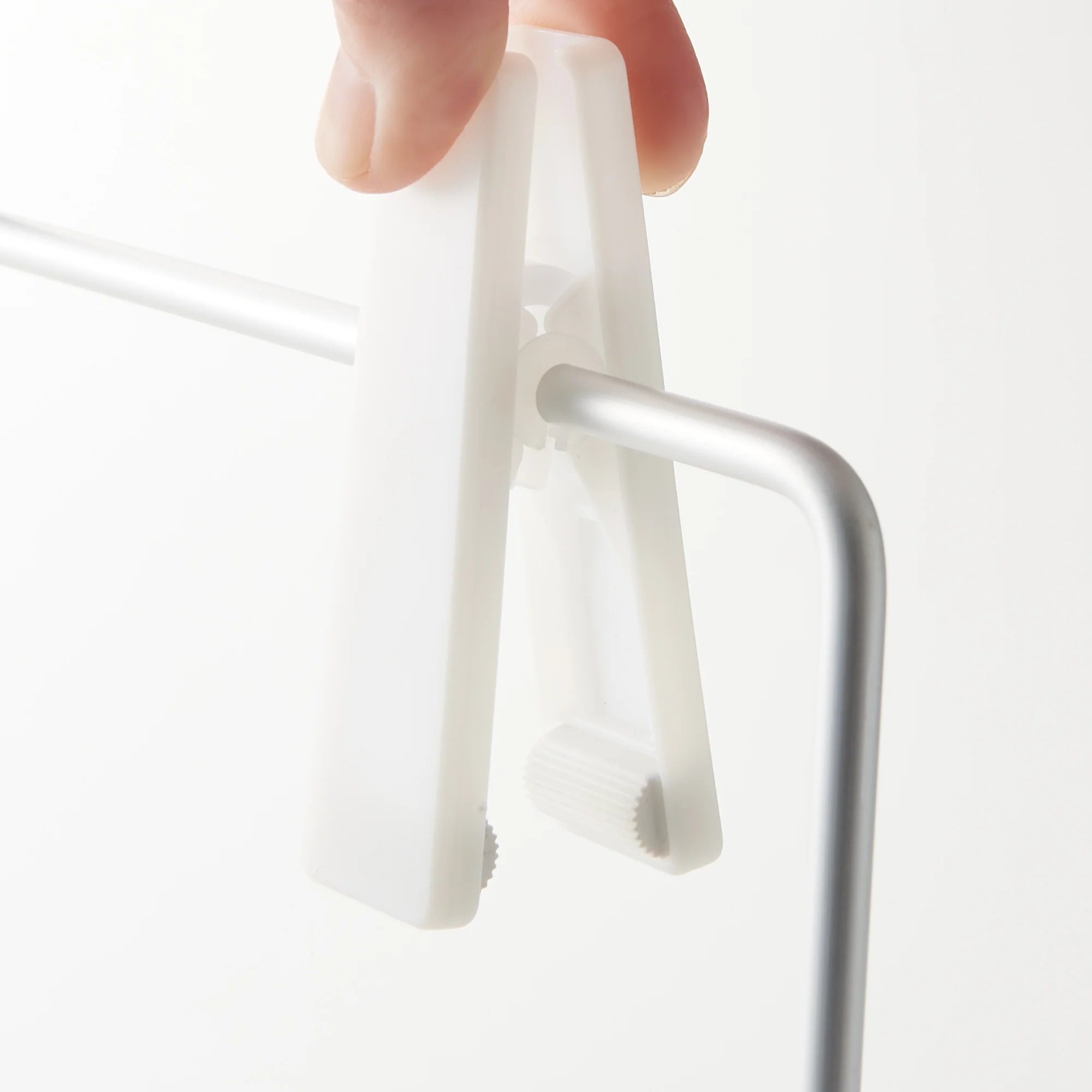 Aluminum Hanger for Pants & Skirt - Image 15