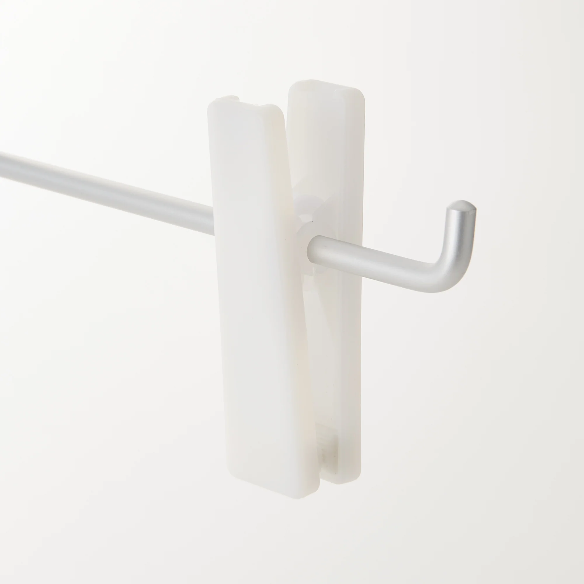 Aluminum Hanger for Pants & Skirt - Image 5
