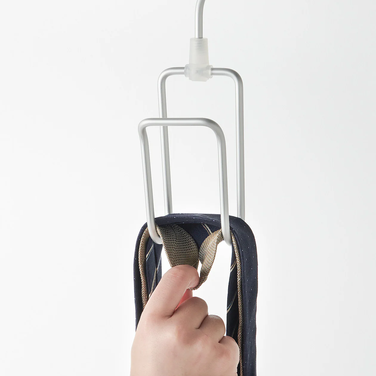 Aluminum Hanger For Ties/Scarves - Image 8