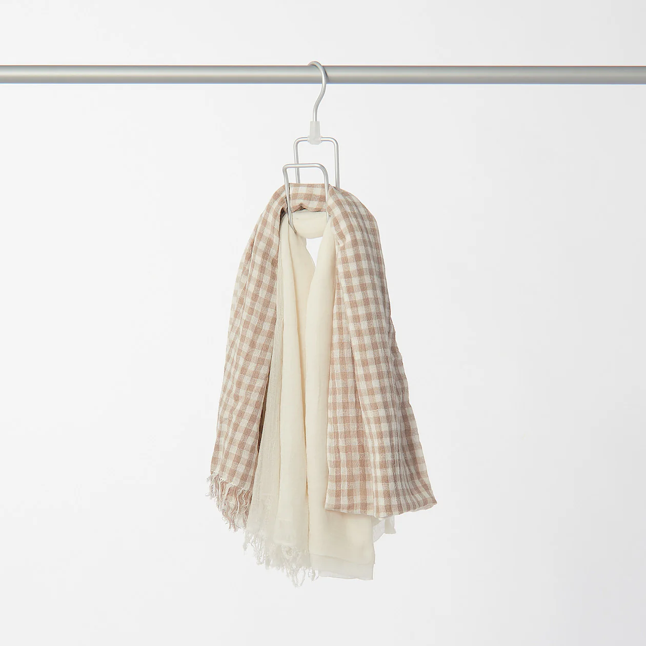 Aluminum Hanger For Ties/Scarves - Image 9