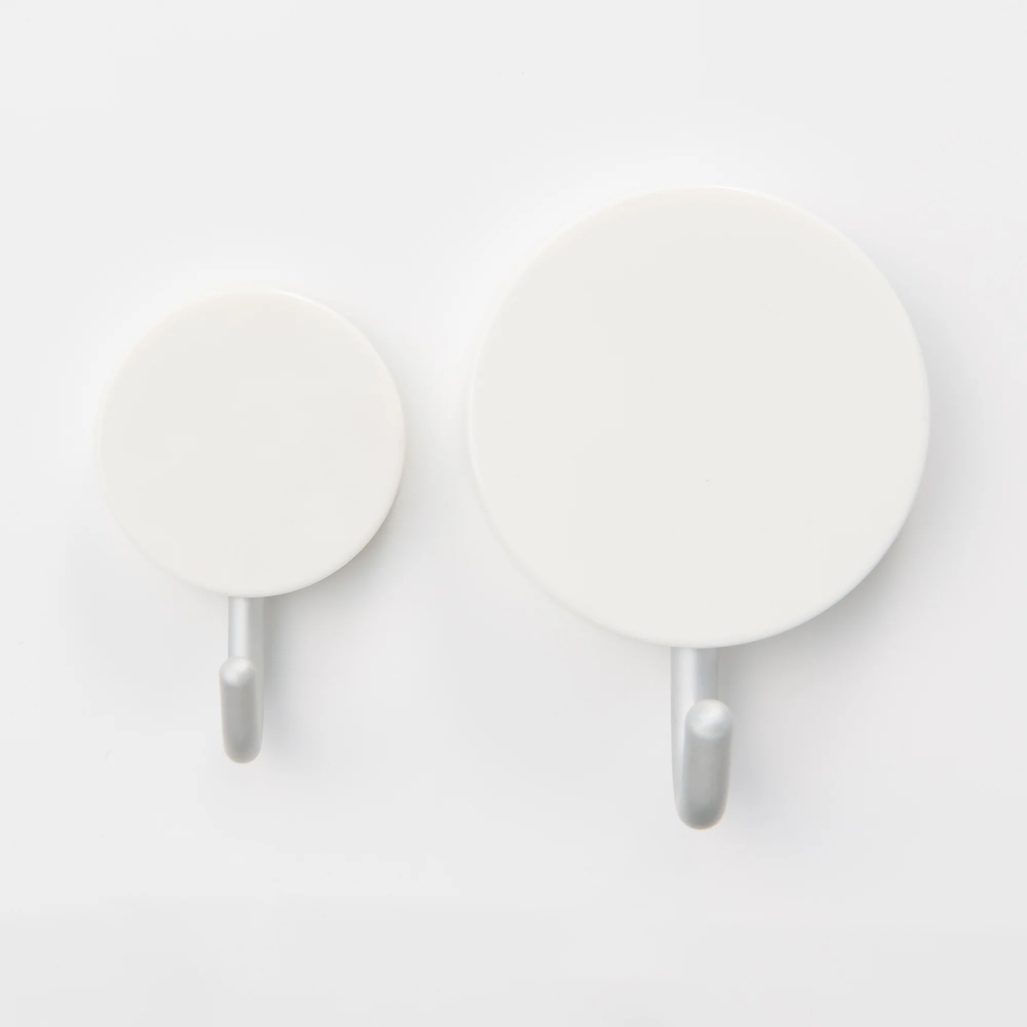 Aluminum Hook with Magnet 2 Pieces Set - Image 4