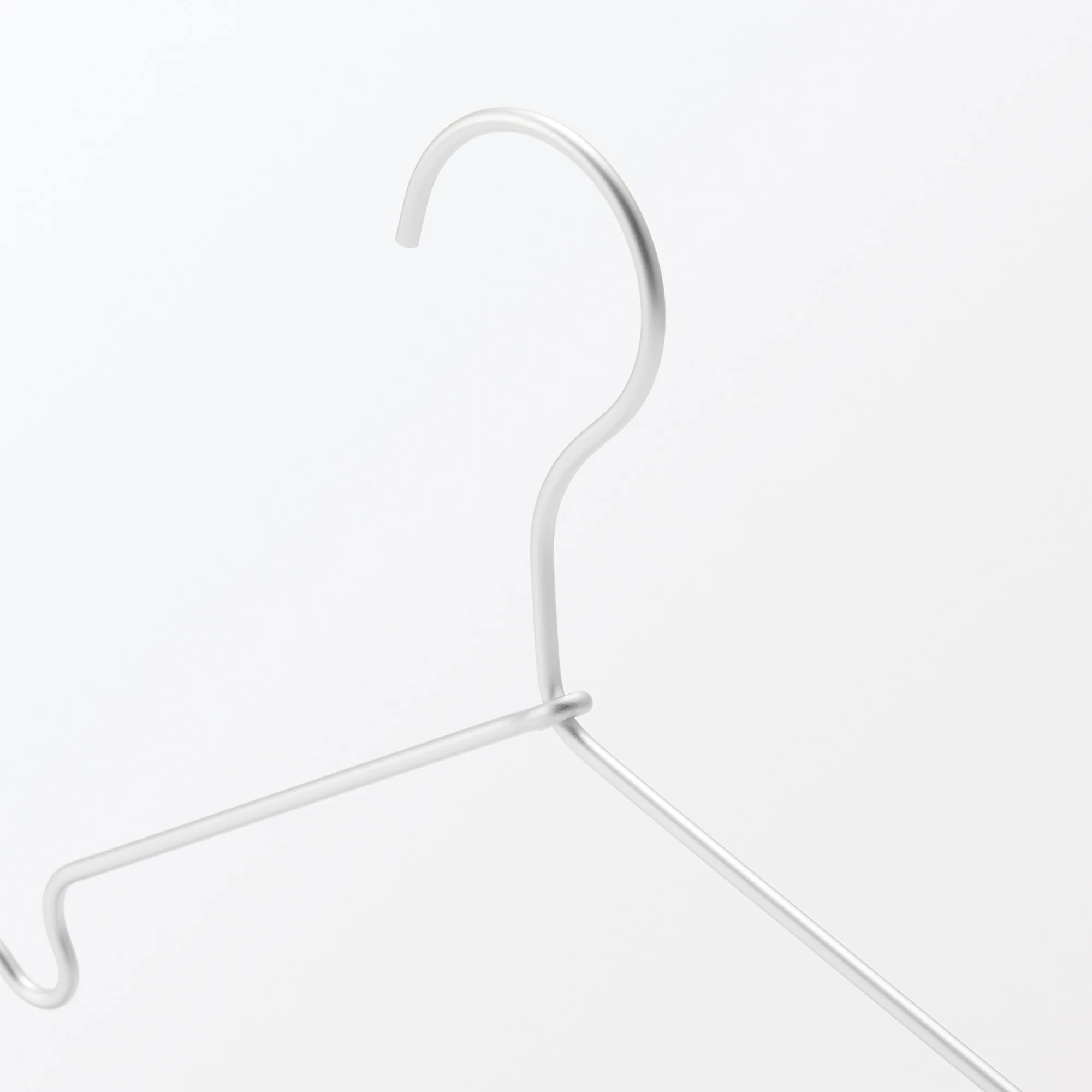 Aluminum Laundry Hanger with Notches - 16.5" (3 Pack) - Image 3