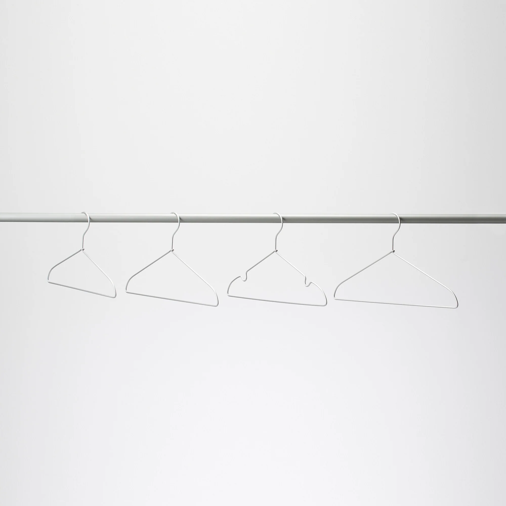 Aluminum Laundry Hanger with Notches - 16.5" (3 Pack) - Image 7