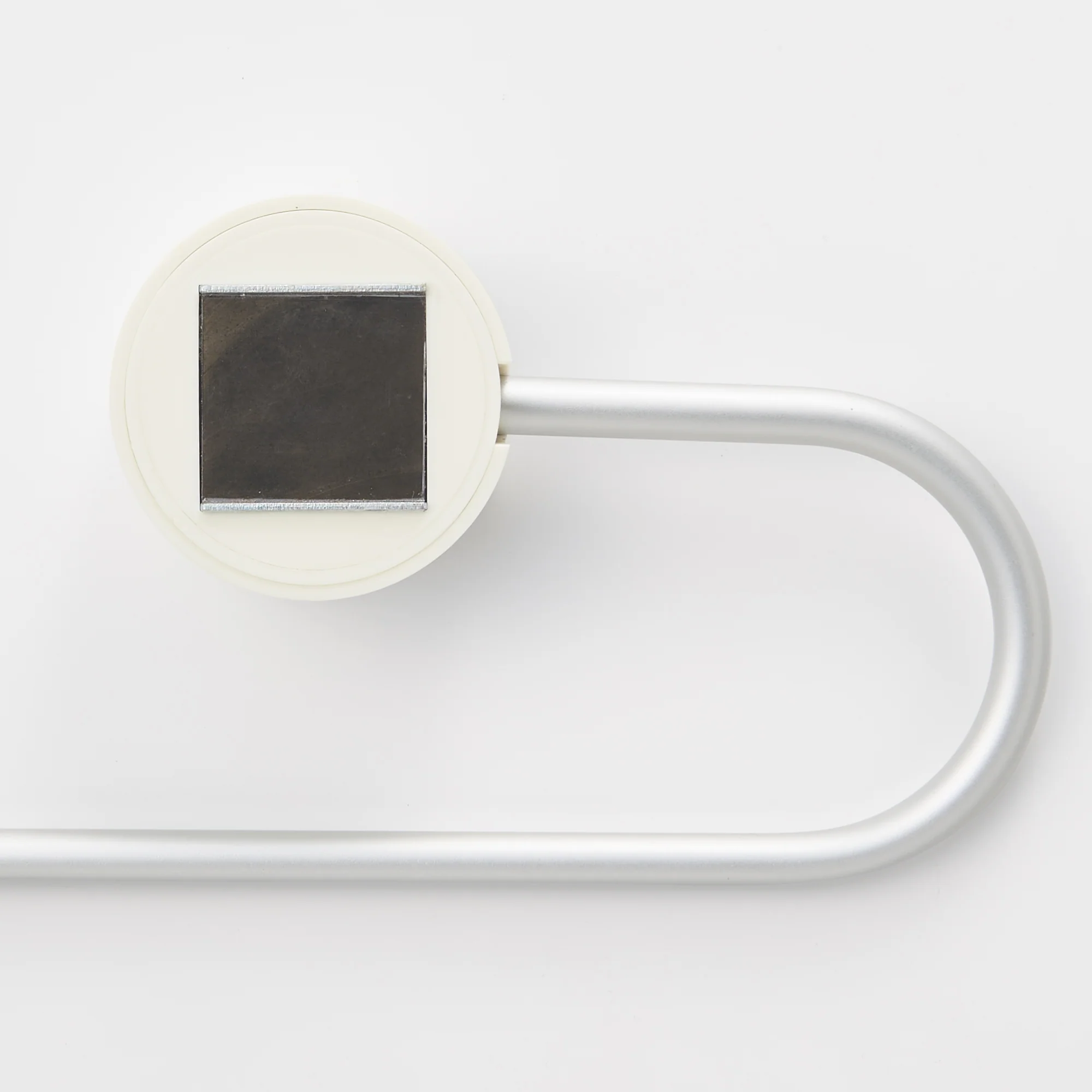 Aluminum Loop Towel Hanger with Magnet - Image 3