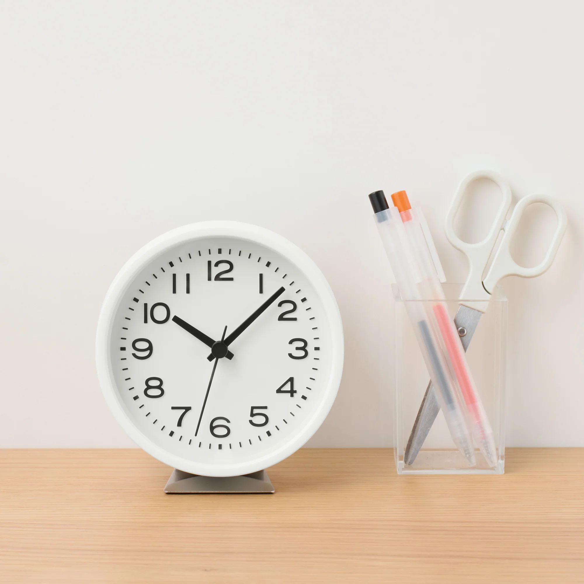 Small Analog Clock with Stand - Image 2
