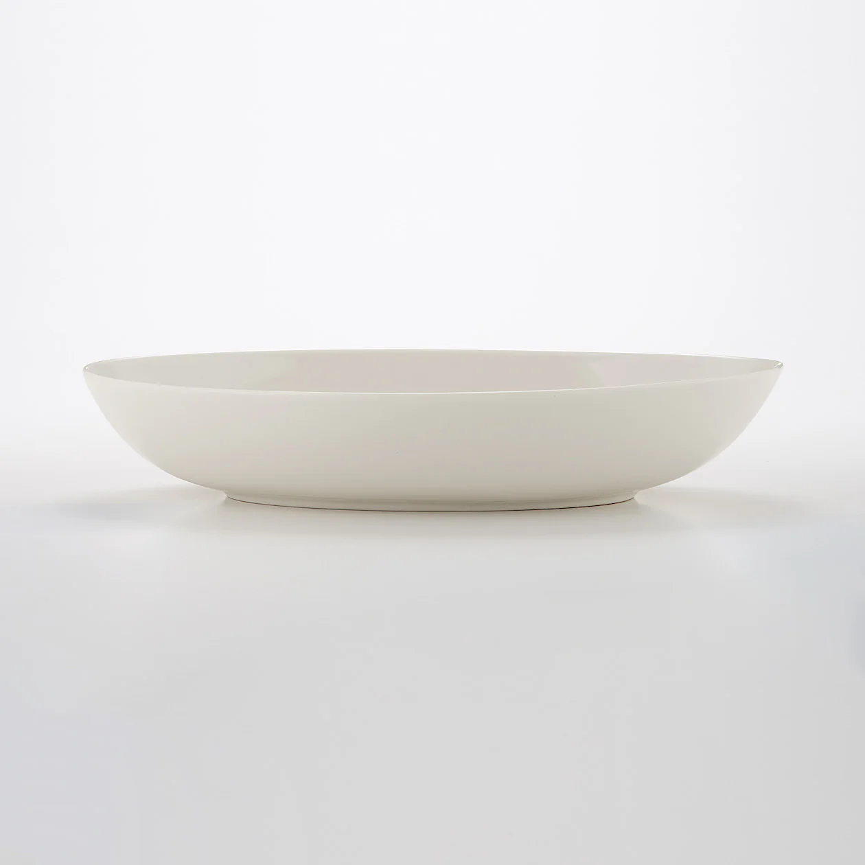 Beige Porcelain Curry and Pasta Dish - Image 2