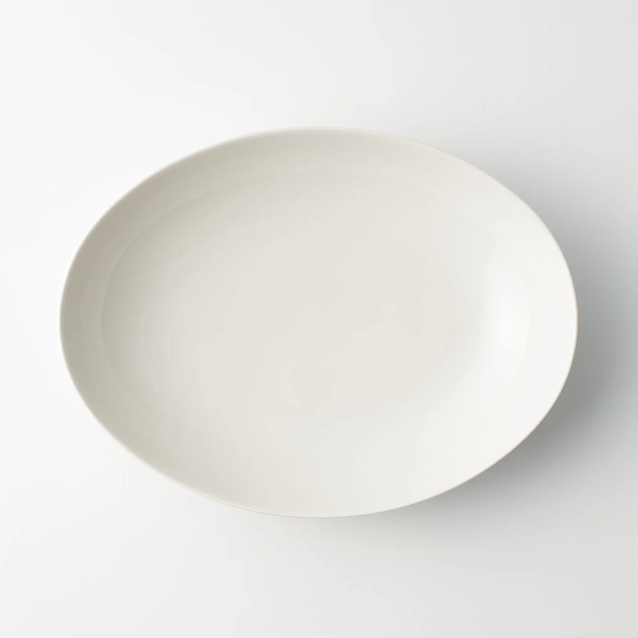 Beige Porcelain Curry and Pasta Dish - Image 3