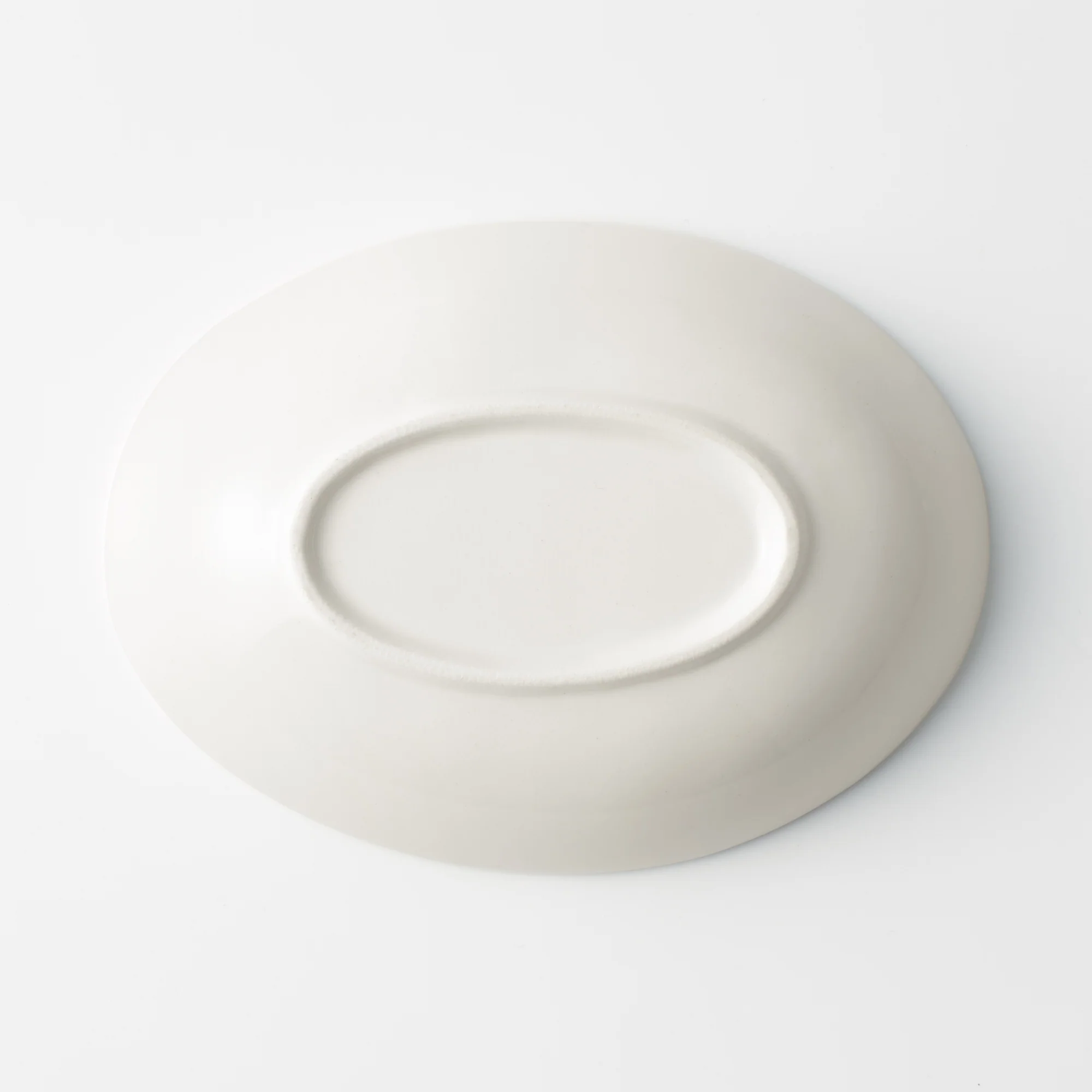 Beige Porcelain Oval Dish - Image 4
