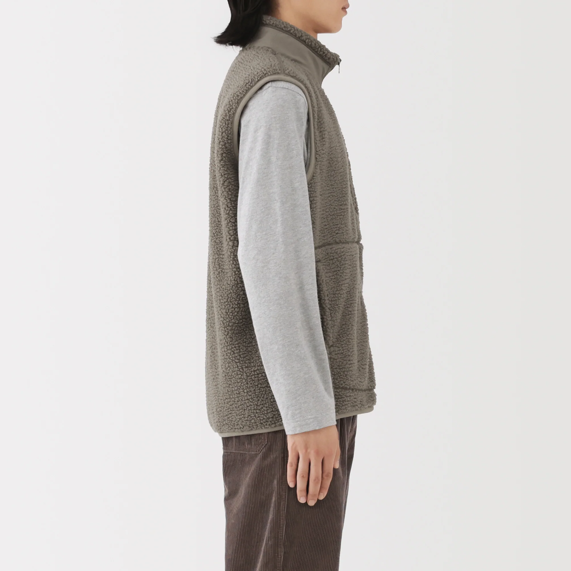 Boa Fleece Vest - Image 15