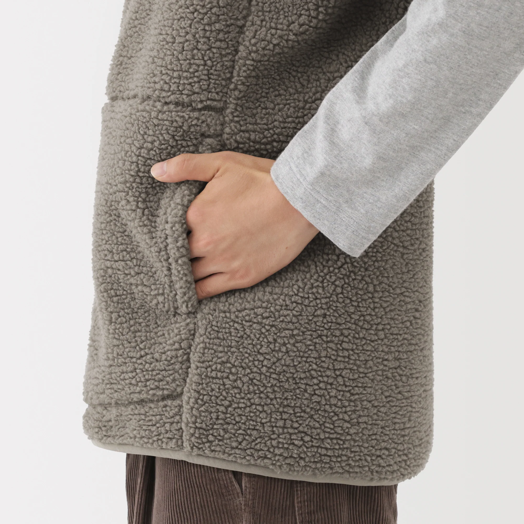 Boa Fleece Vest - Image 18