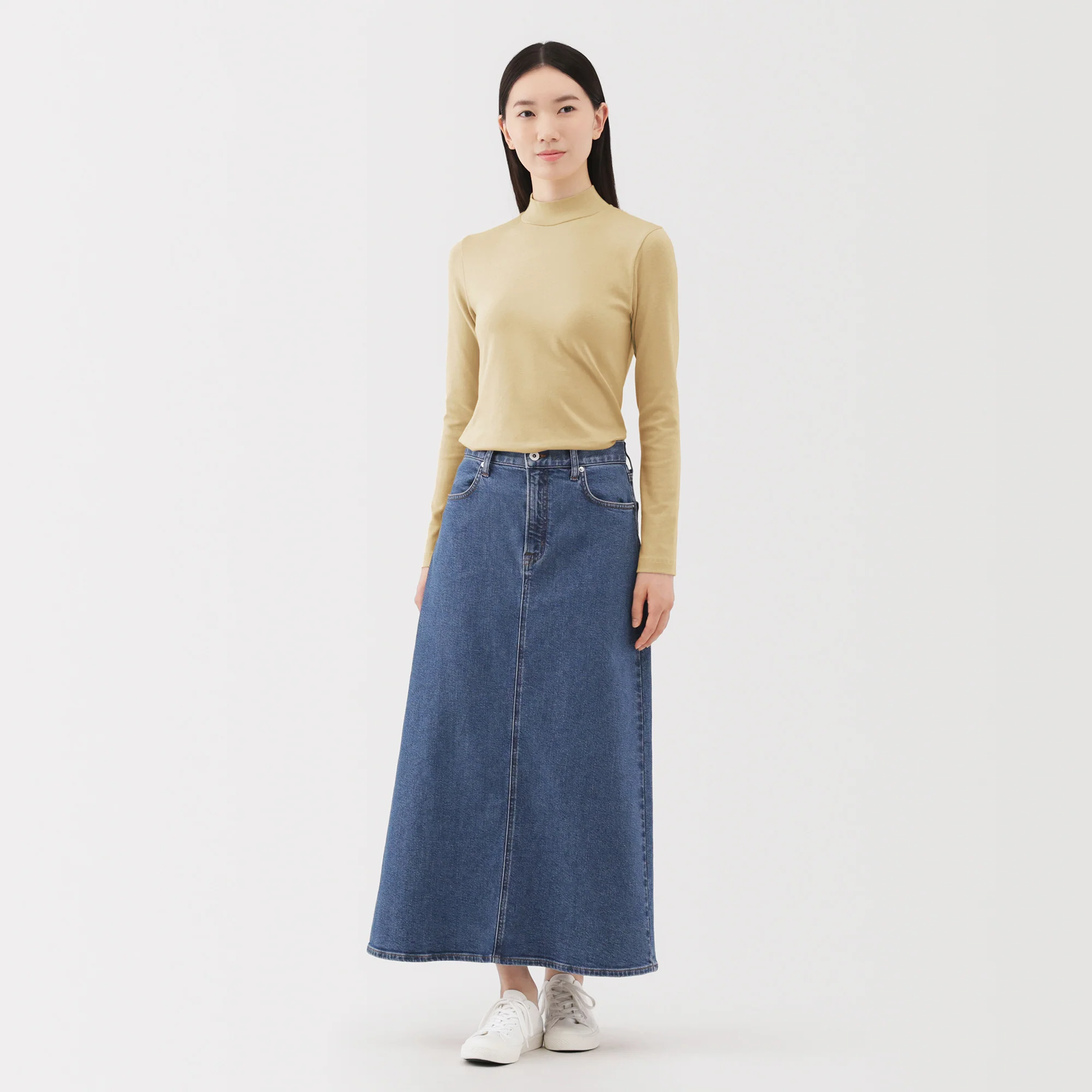 Brushed Mockneck T-Shirt - Image 32