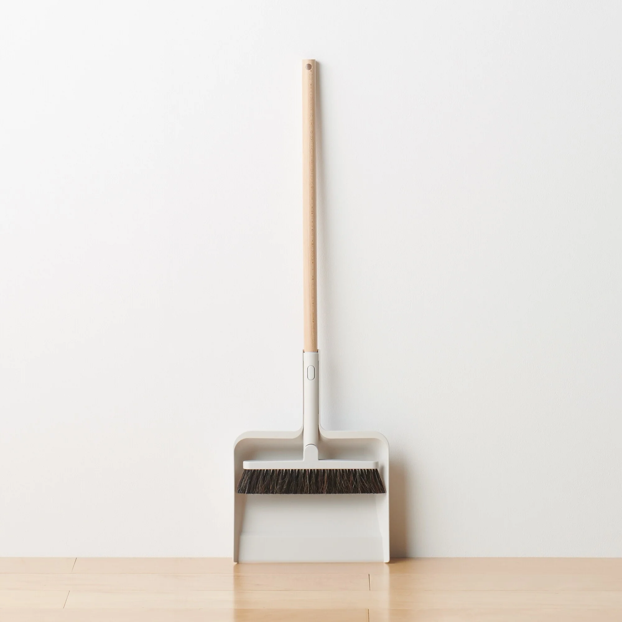 Cleaning System Dustpan - Image 4