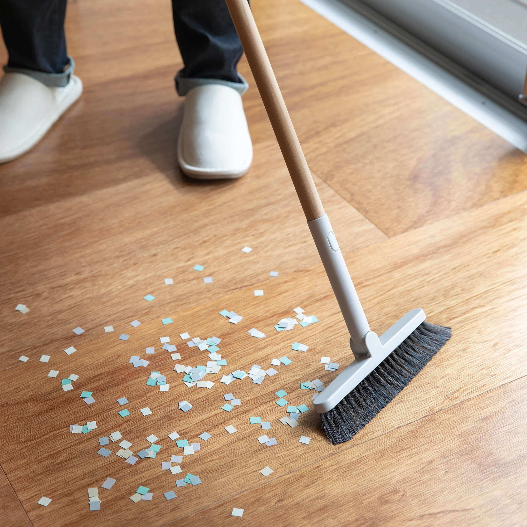 Cleaning System Wooden Pole - Image 7