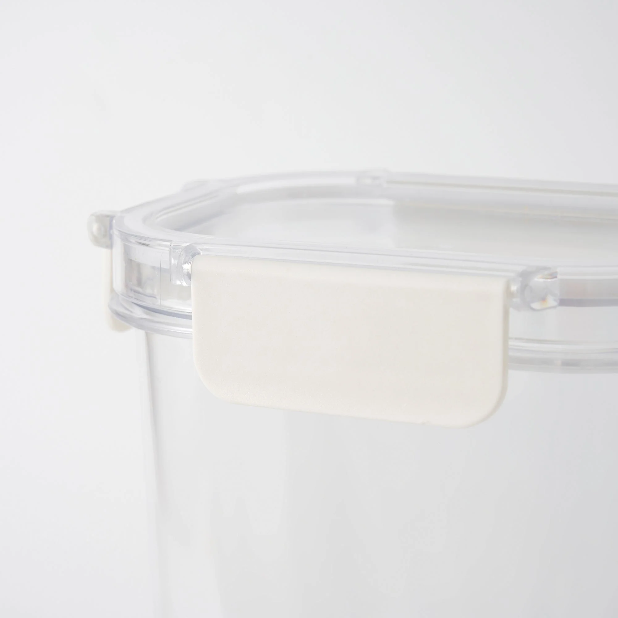 Clear Storage Container - 72.0 fl oz - Image 8