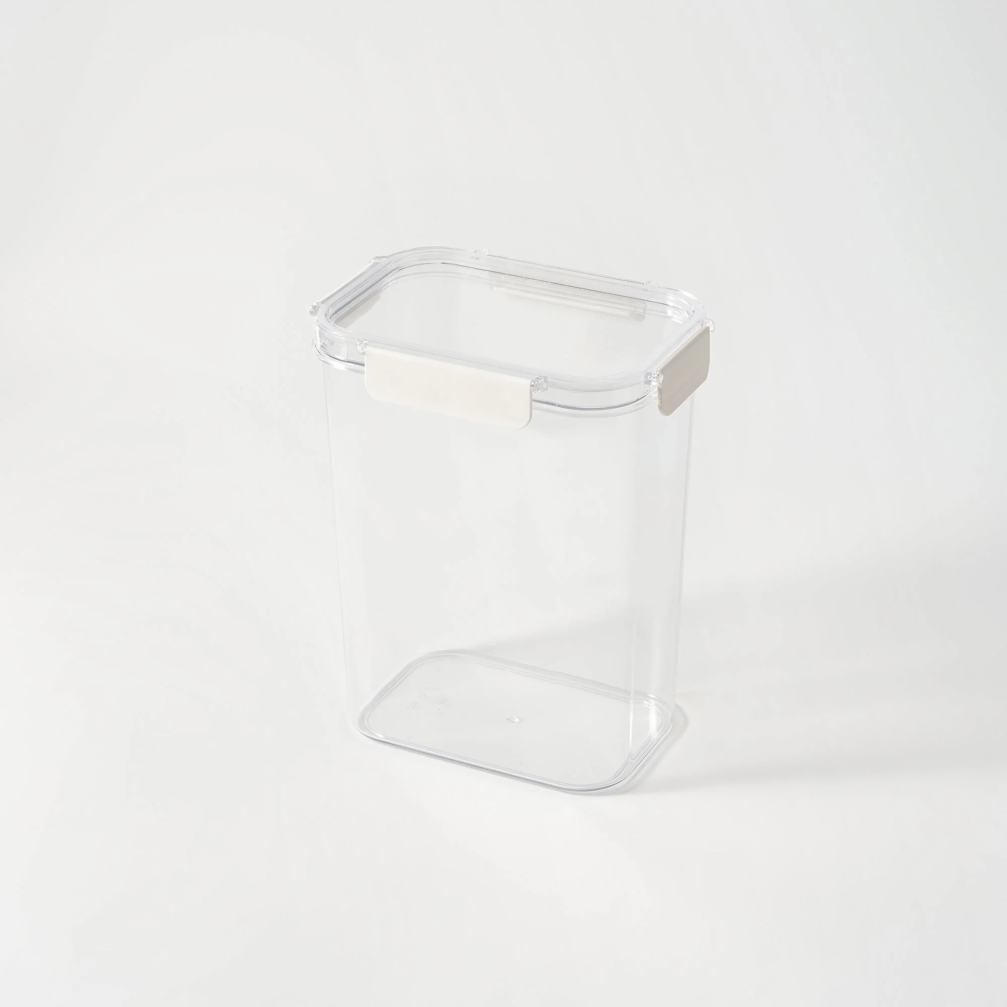 Clear Storage Container - 129.8 fl oz - Image 4