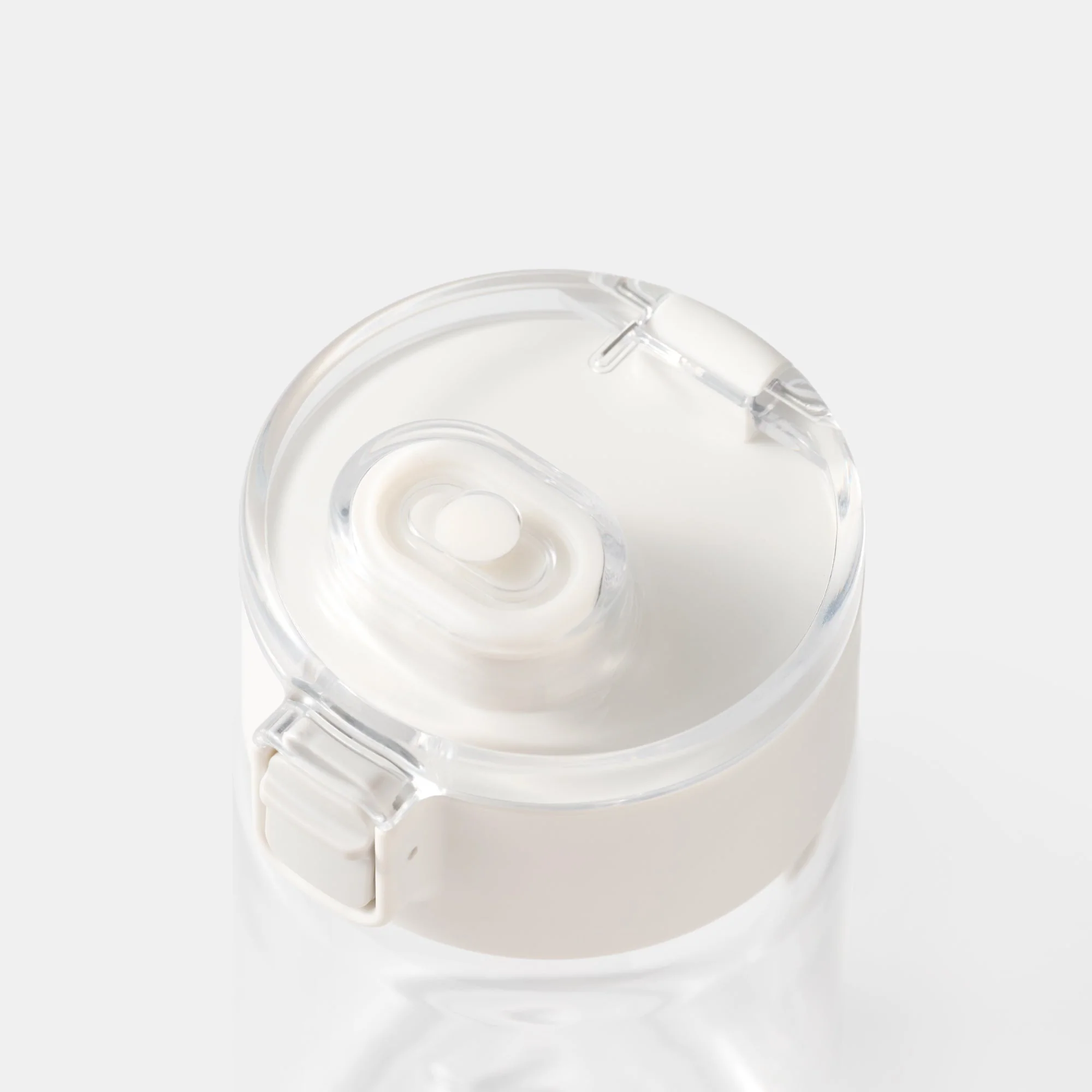 Clear Water Bottle (18.6 fl oz) - Image 6