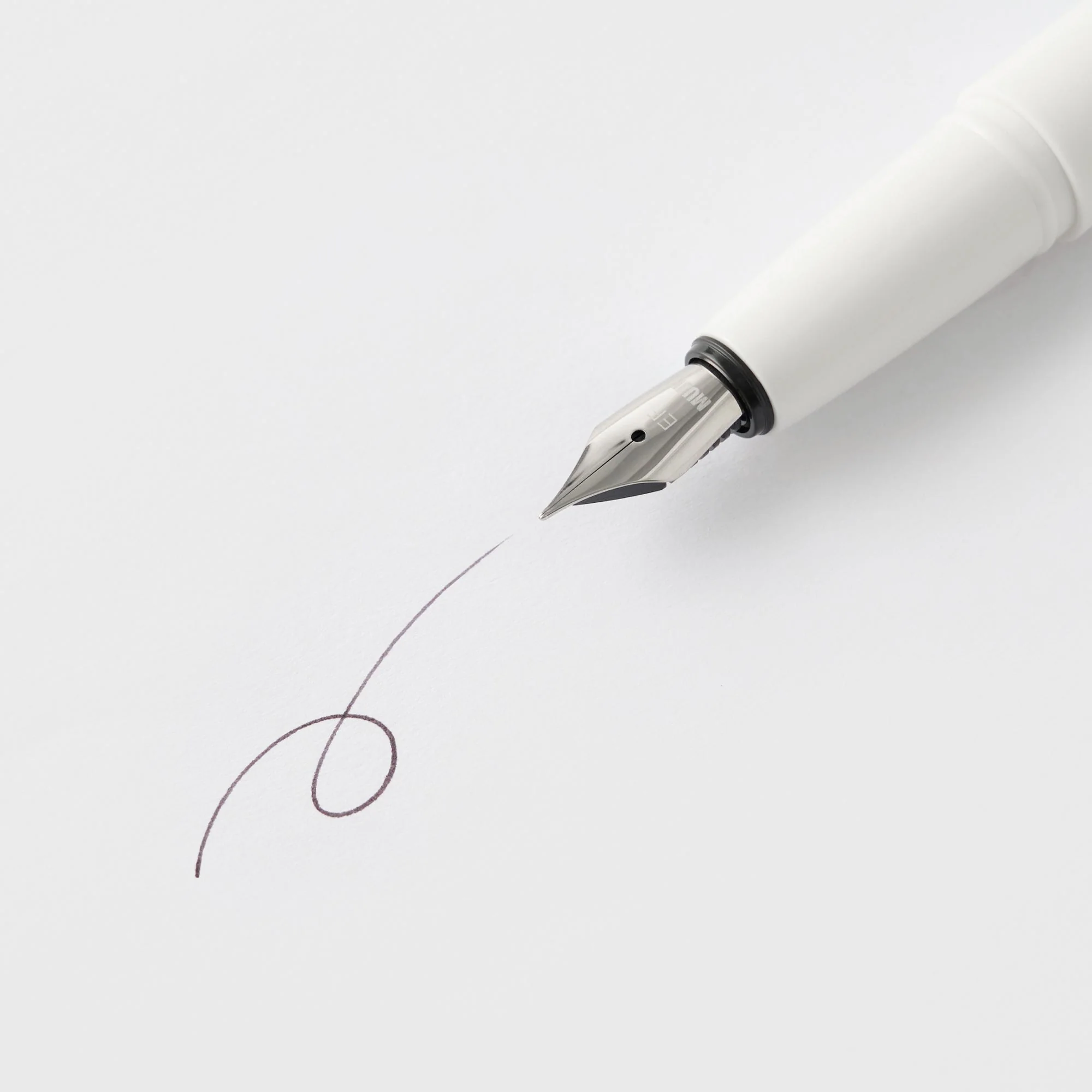 Compact Fountain Pen - Image 9