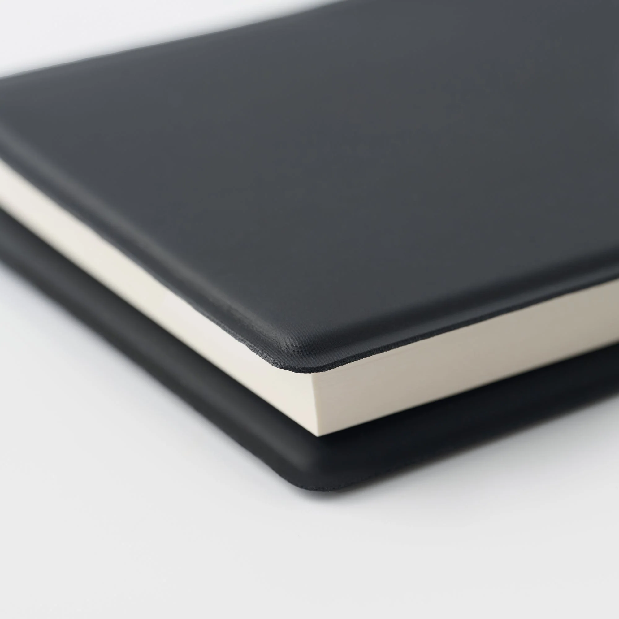 Compact Notebook A7 - Black - Image 3