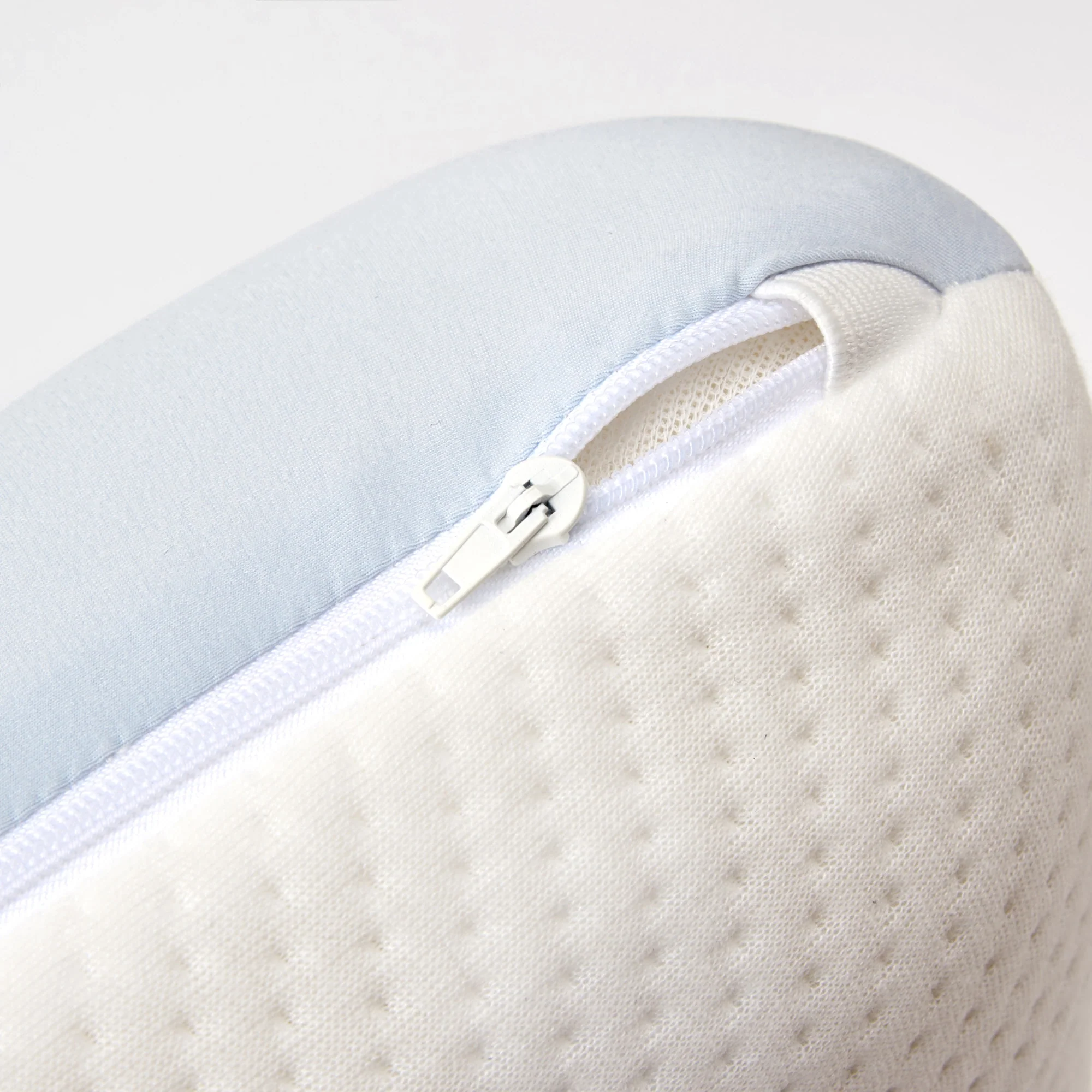 Cool Touch Memory Foam Pillow - Image 7