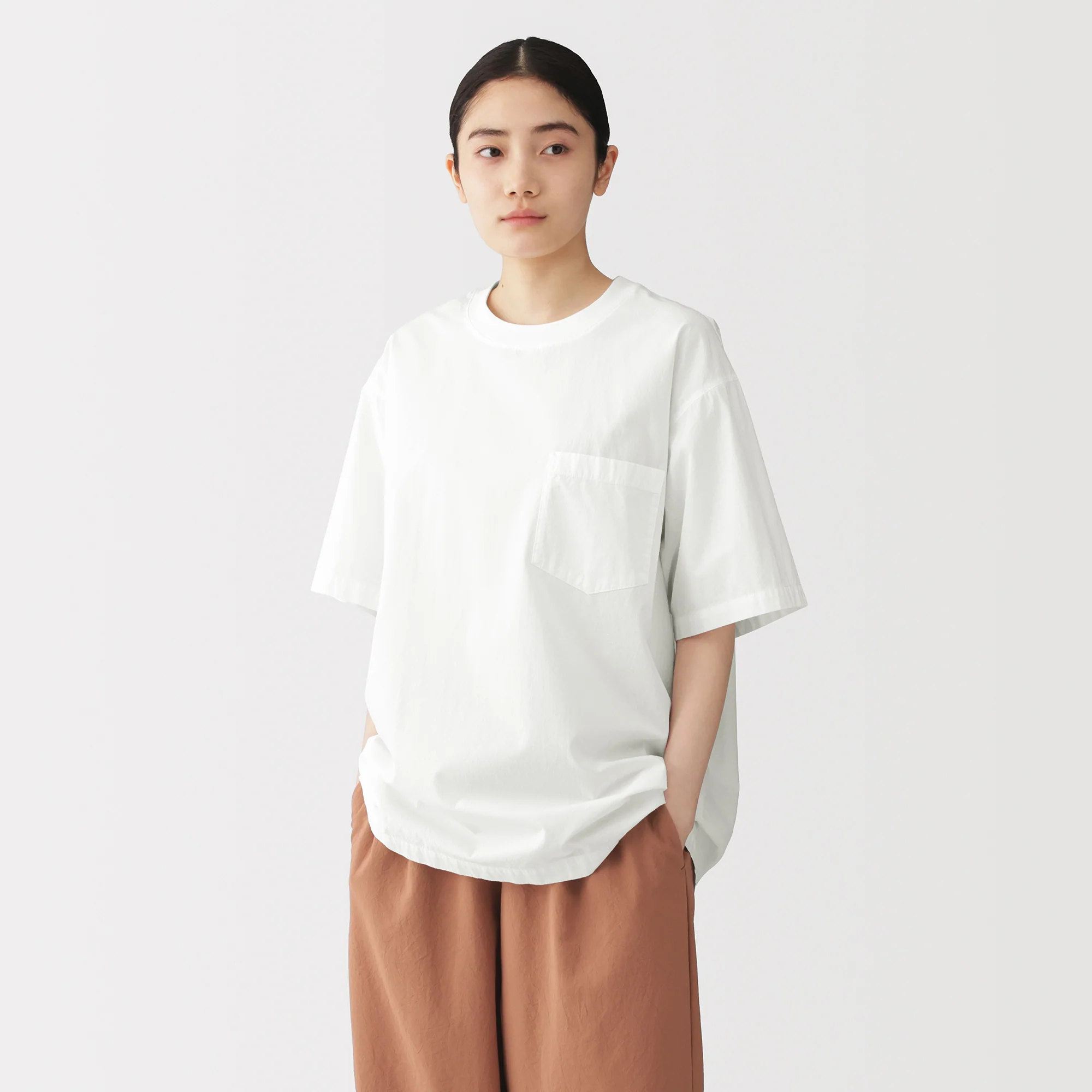 Cool Touch Woven T-Shirt - Image 5