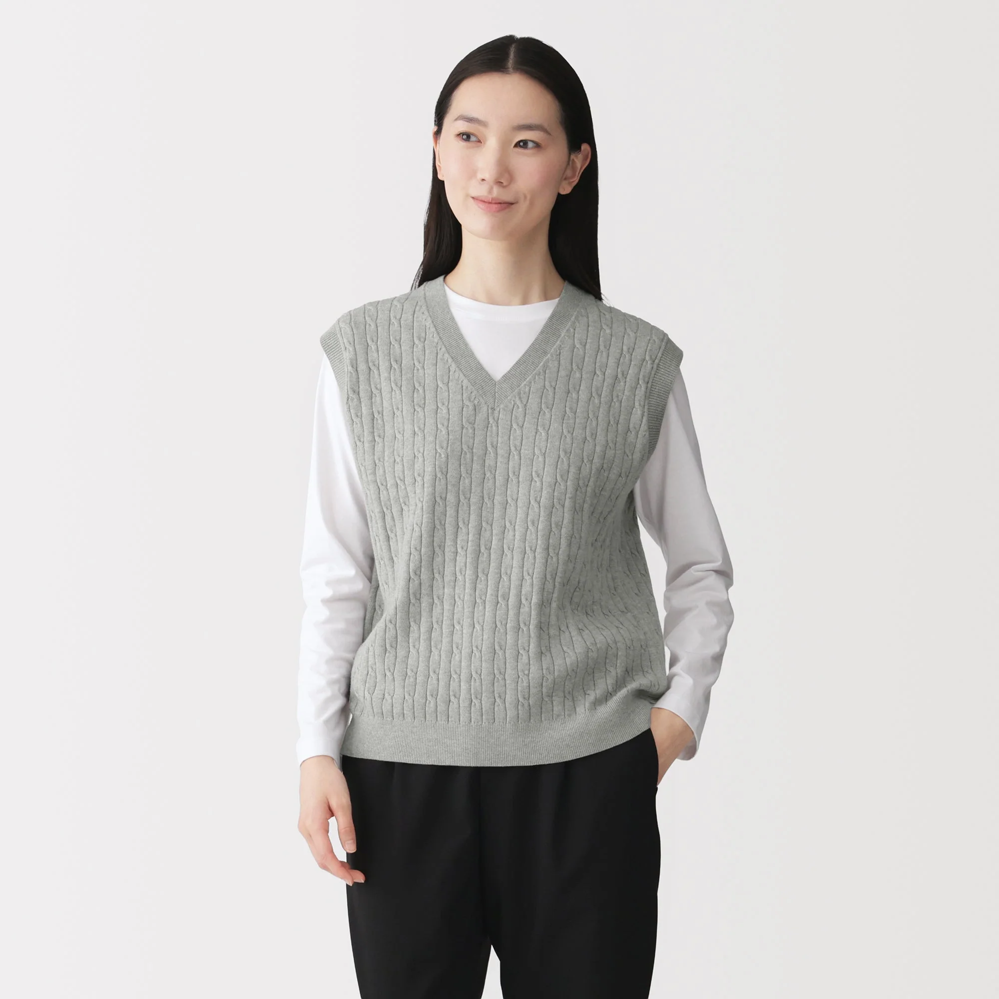 Cotton Blend Cable Vest - Image 10