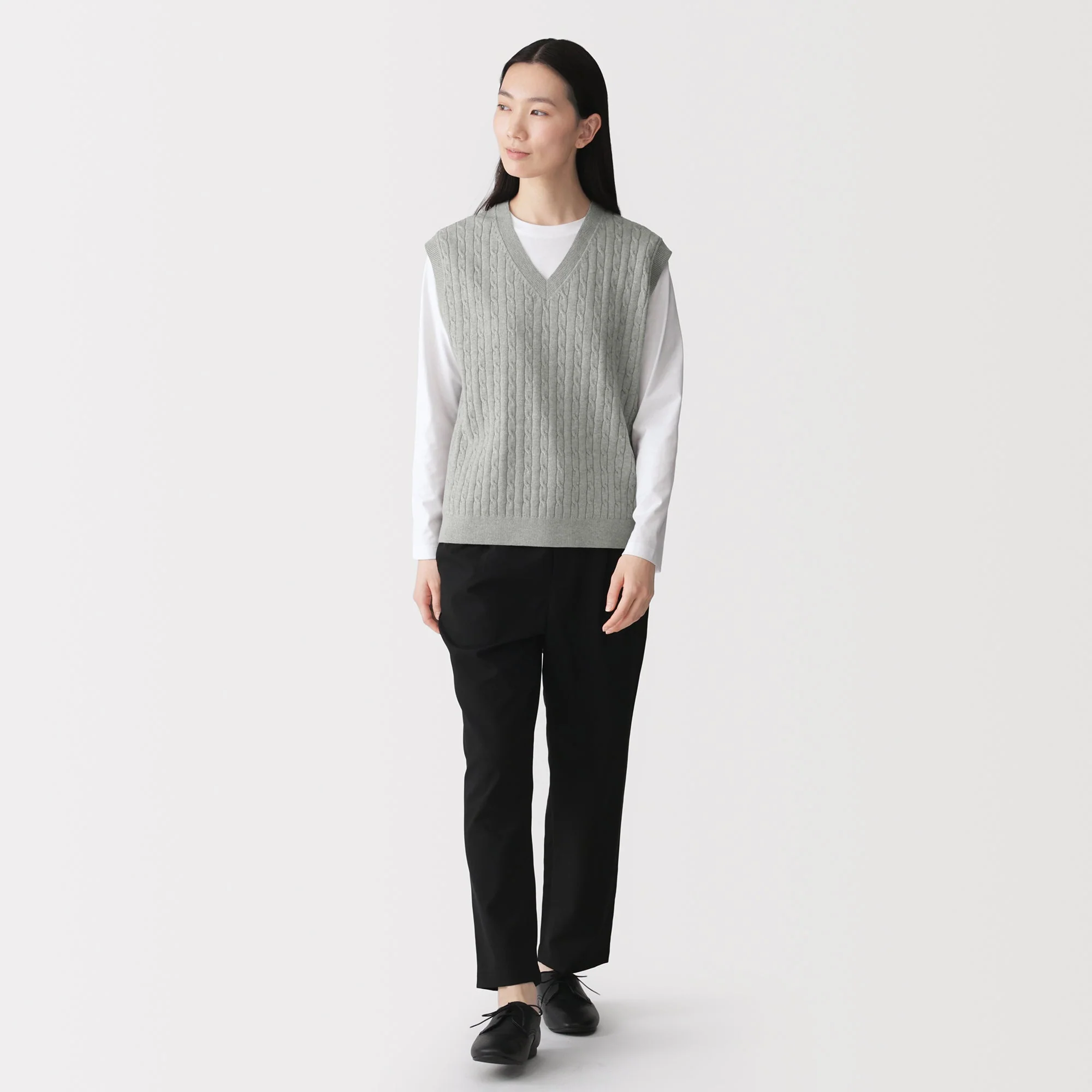 Cotton Blend Cable Vest - Image 11